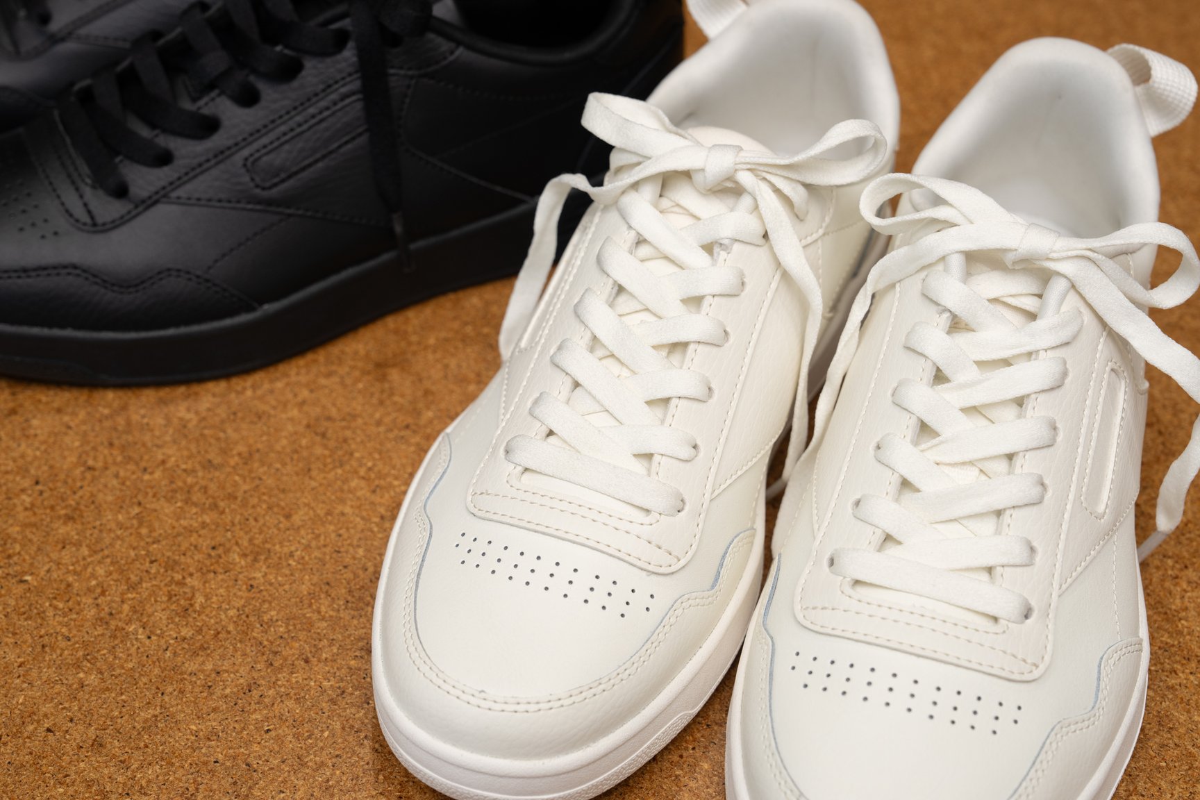 無印良品×リーボック「クラブC」