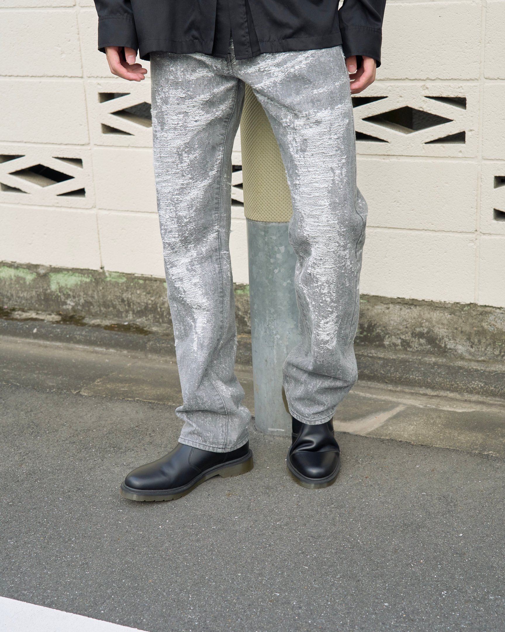 タークの洋服を着たモデル