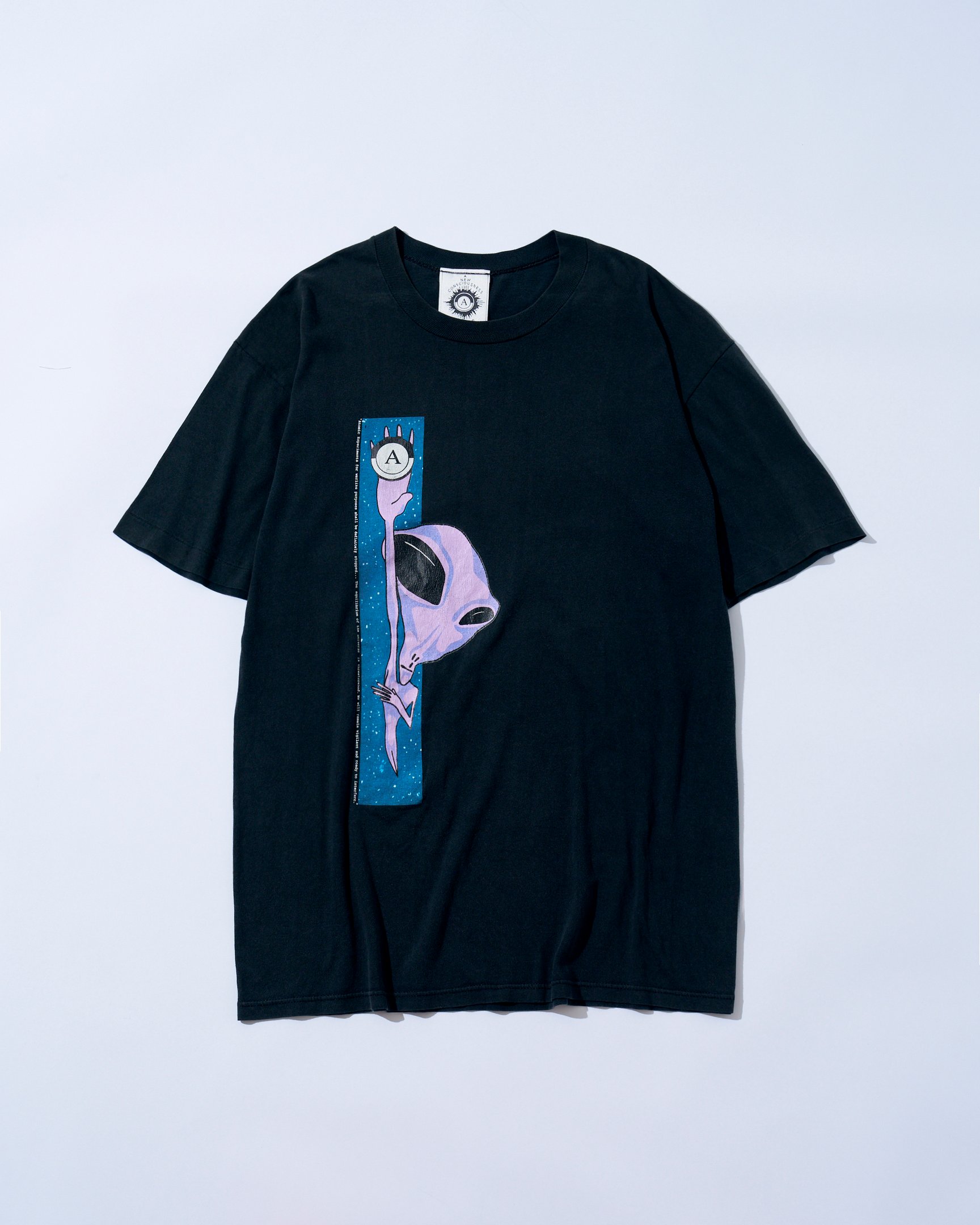アナーキック・アジャストメントのTシャツ