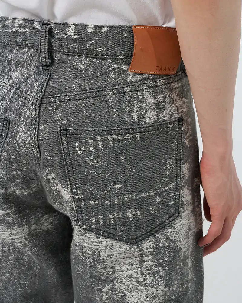 タークのデニムパンツ