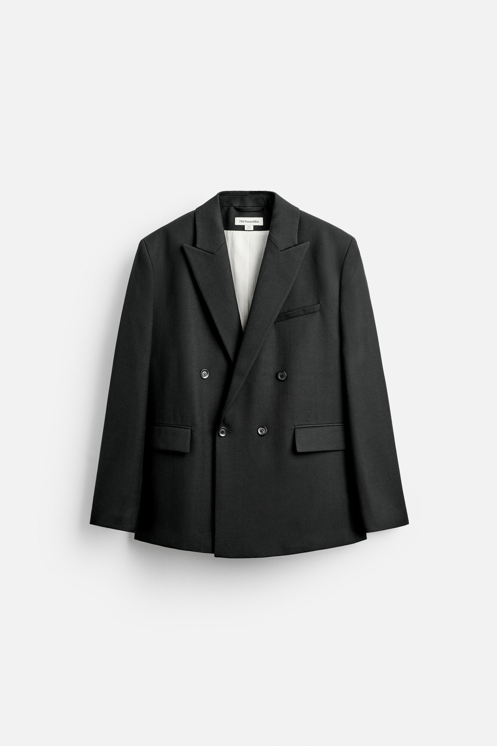 ZARA nanushka セットアップ ZARAが「ナヌーシュカ」とコラボ、メンズウェア・ジュエリー