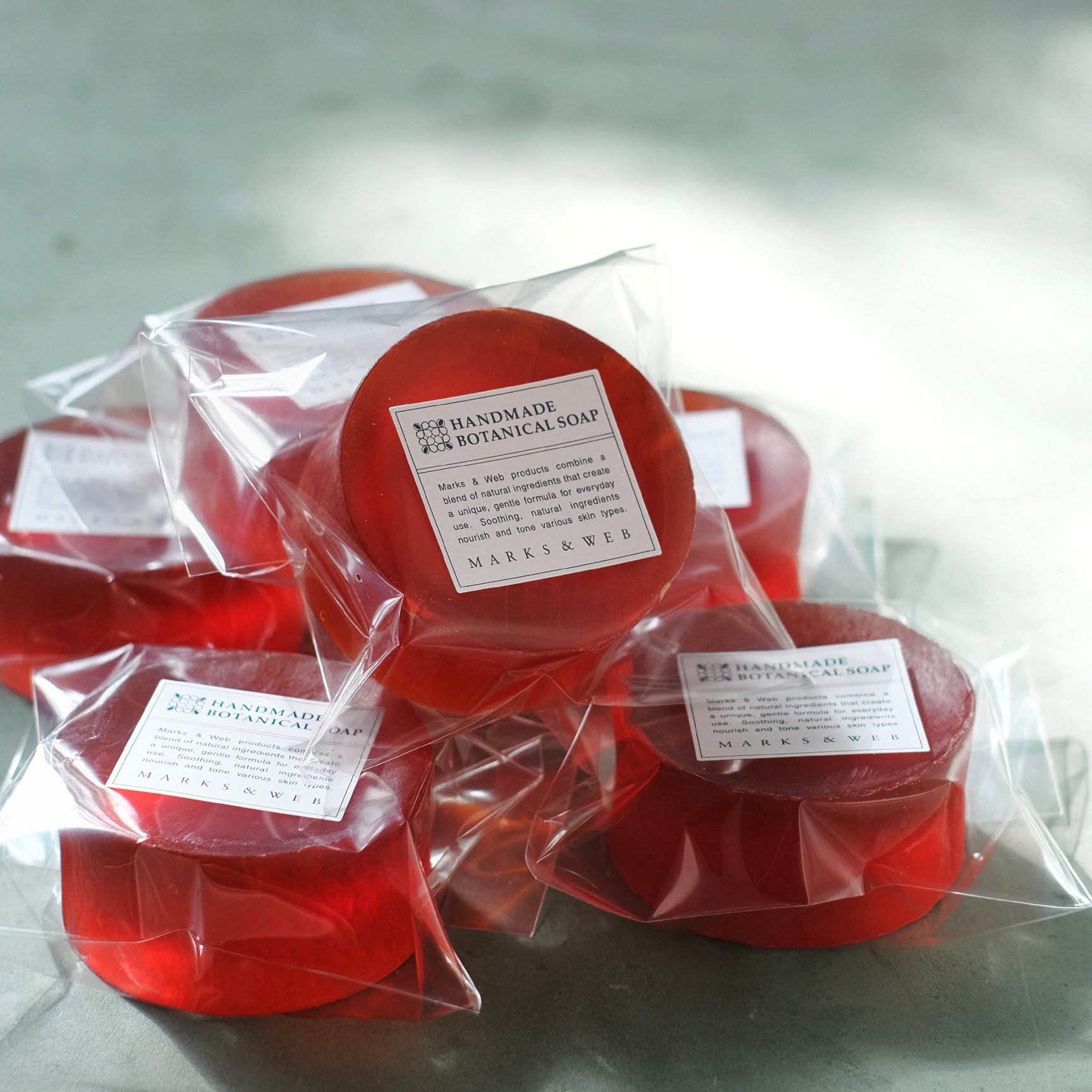 マークスアンドウェブの2024年クリスマスコフレ