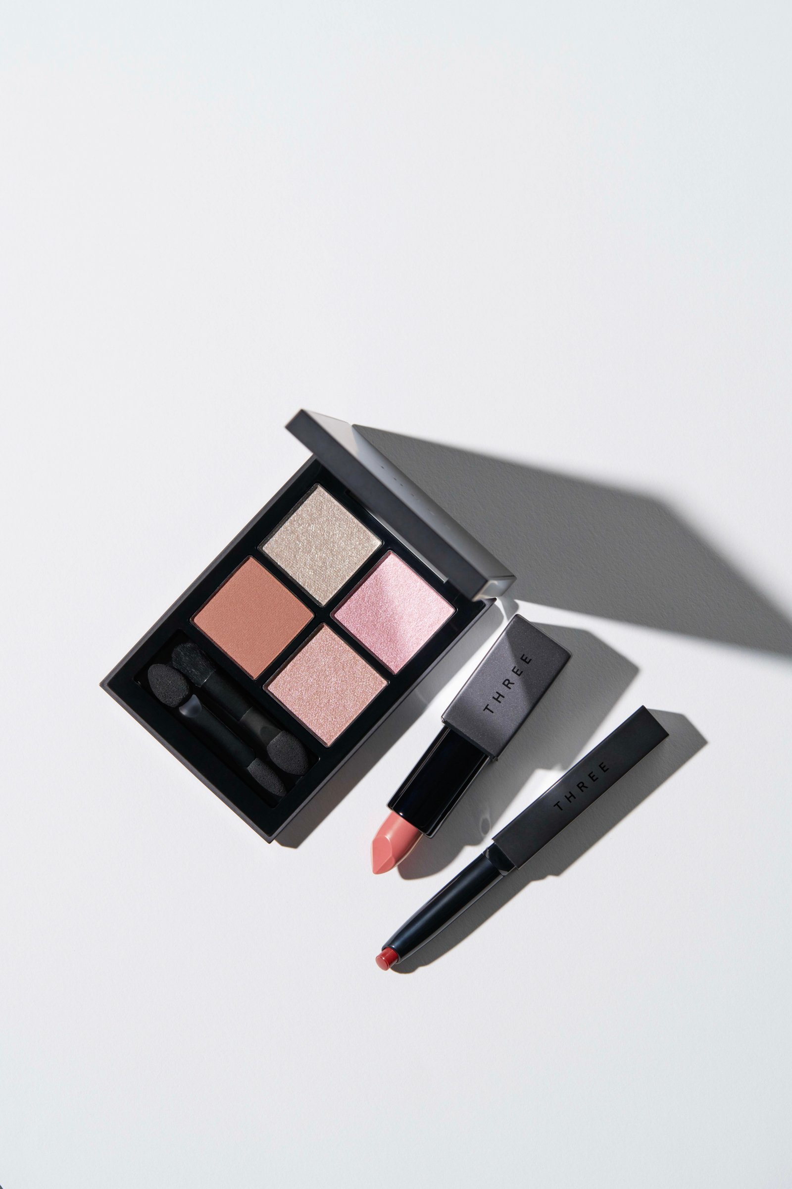 THREEの2025年スプリングメイクアップコレクション