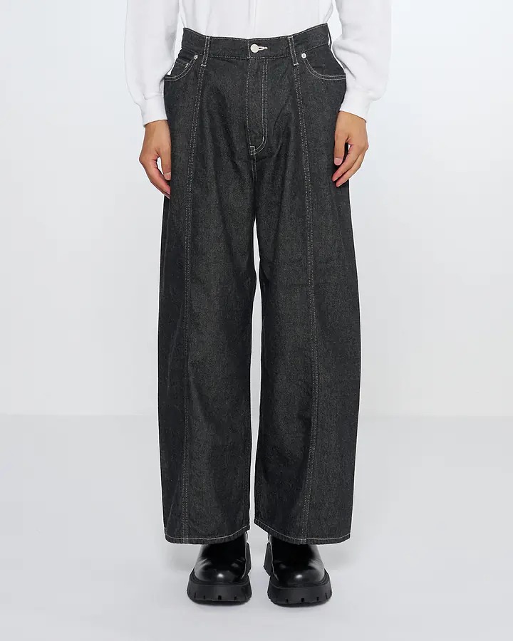 ビューティフルピープルのデニムパンツ