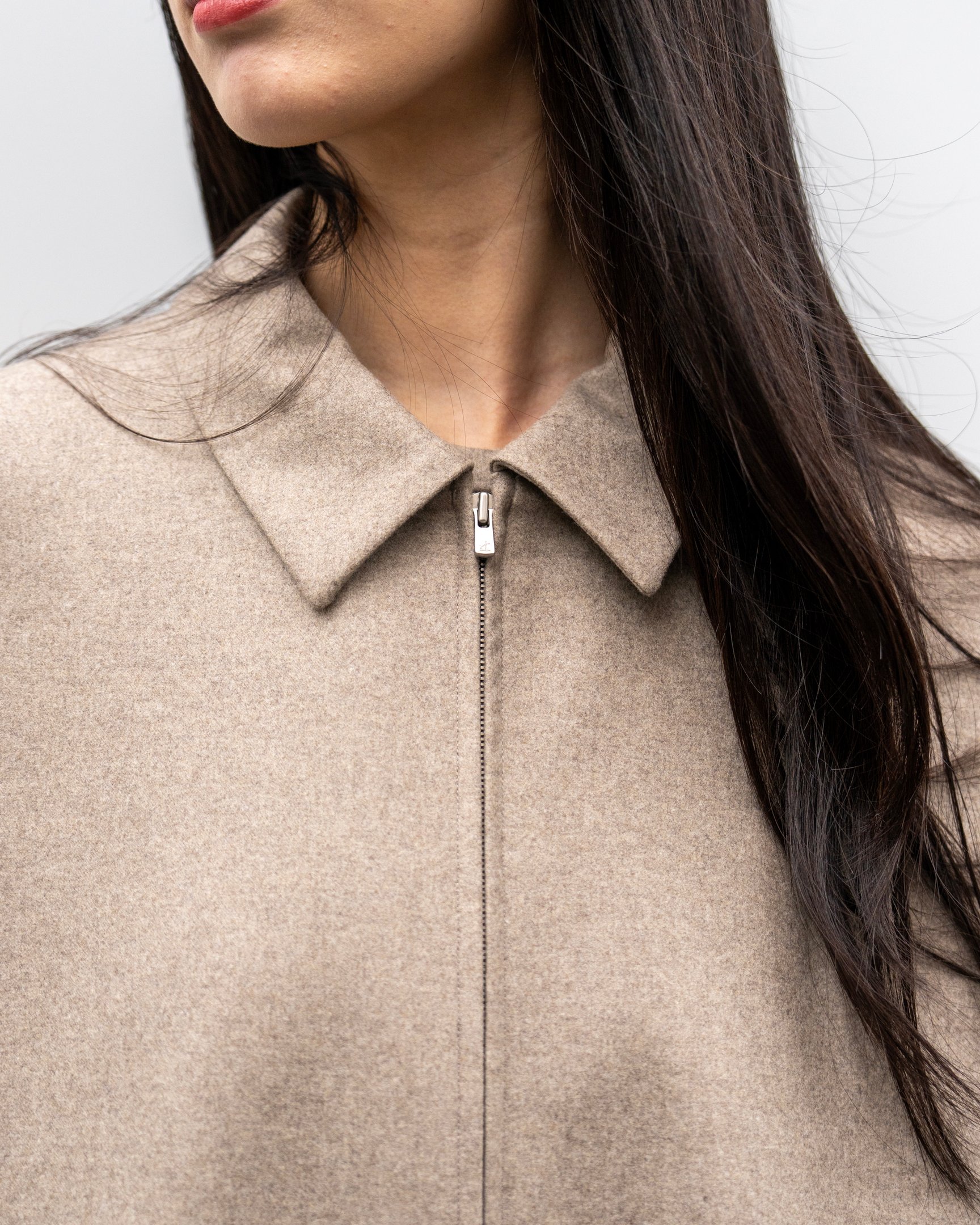 エイトンのフライトジャケット