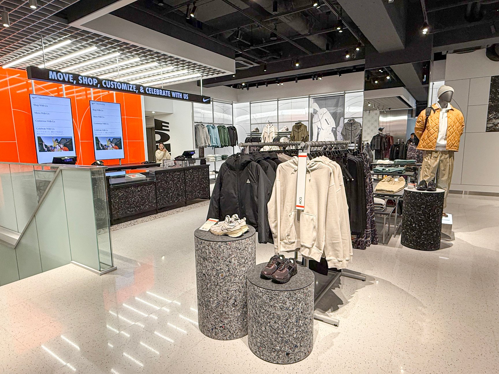 ナイキ 渋谷の店内