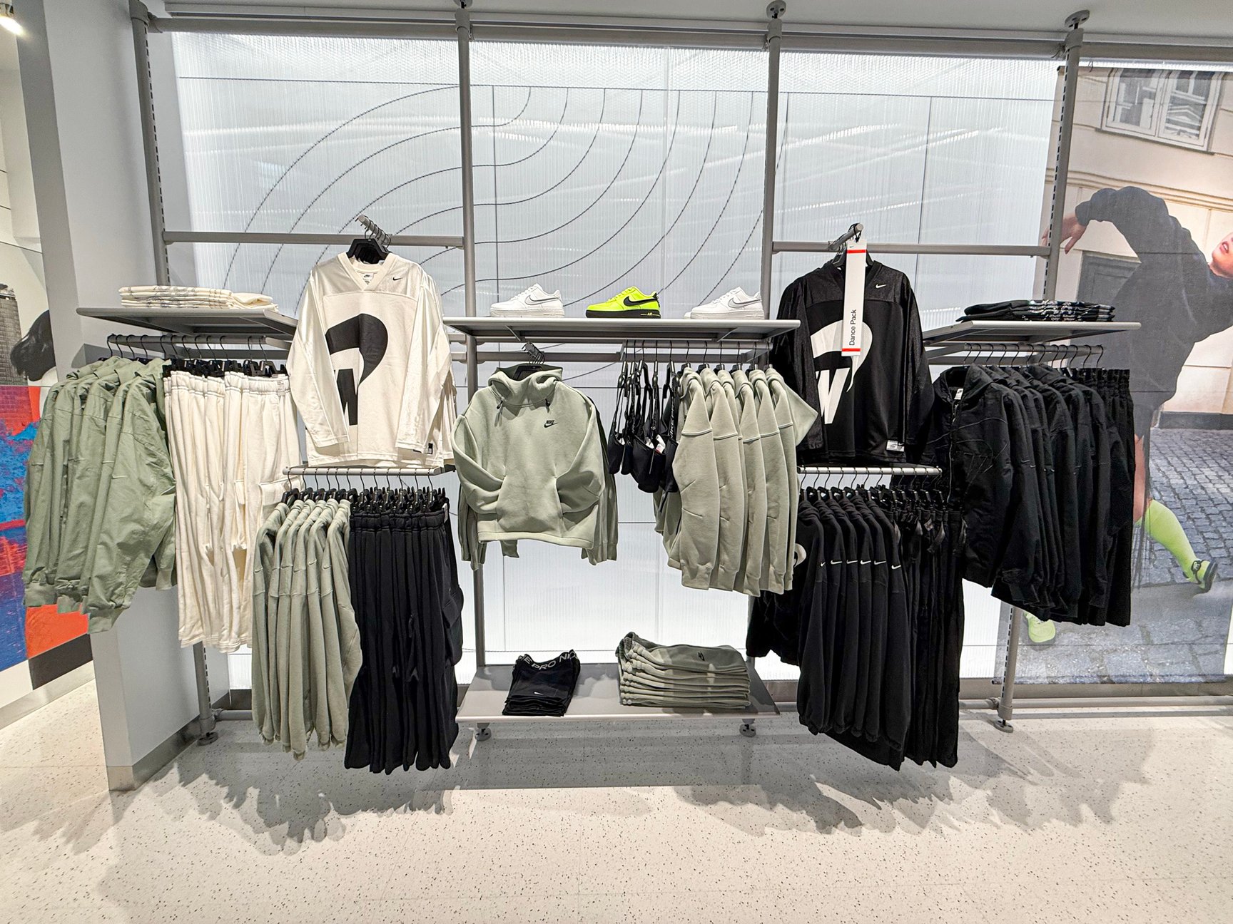 ナイキ 渋谷の店内