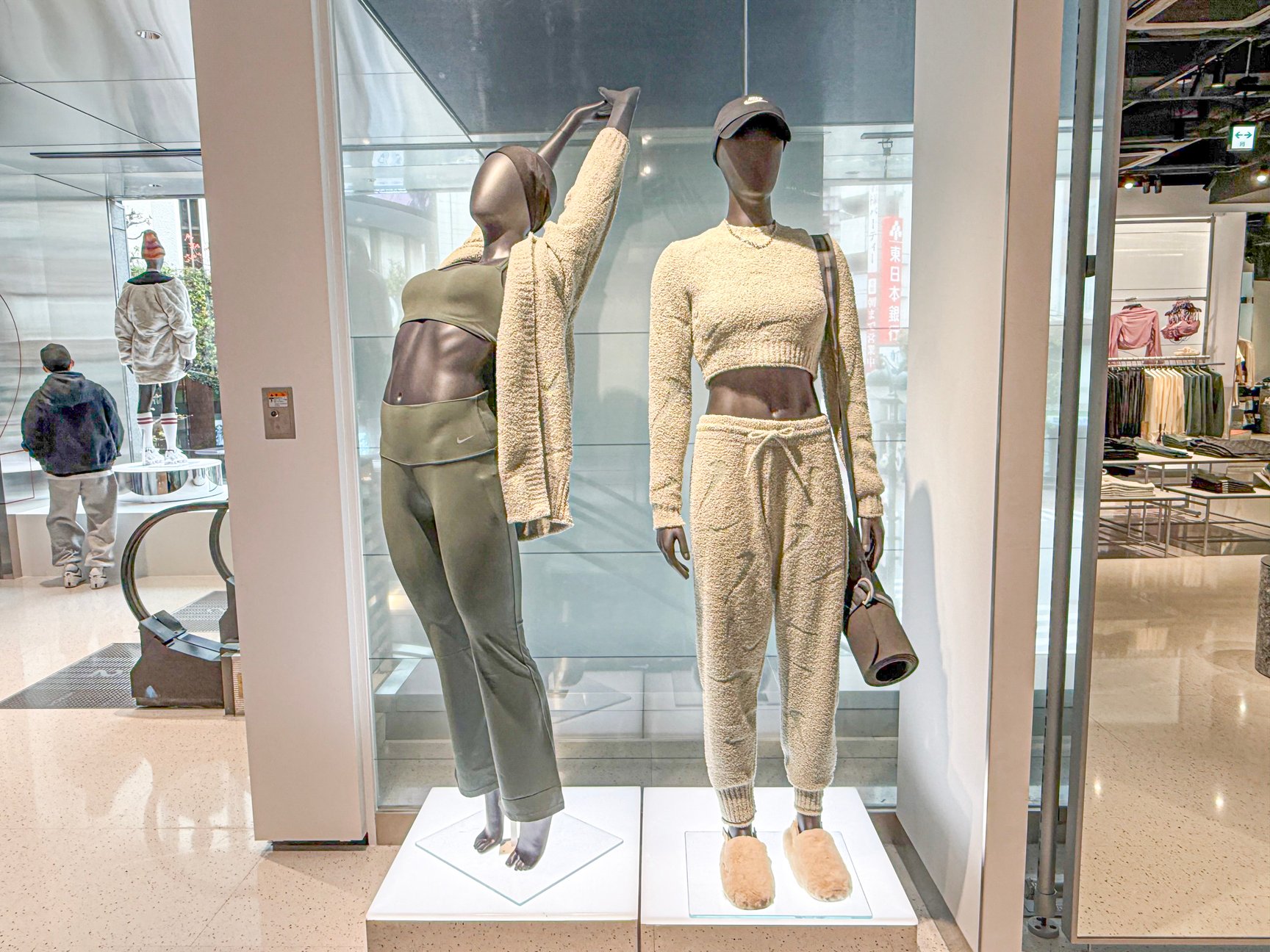 ナイキ渋谷の店内