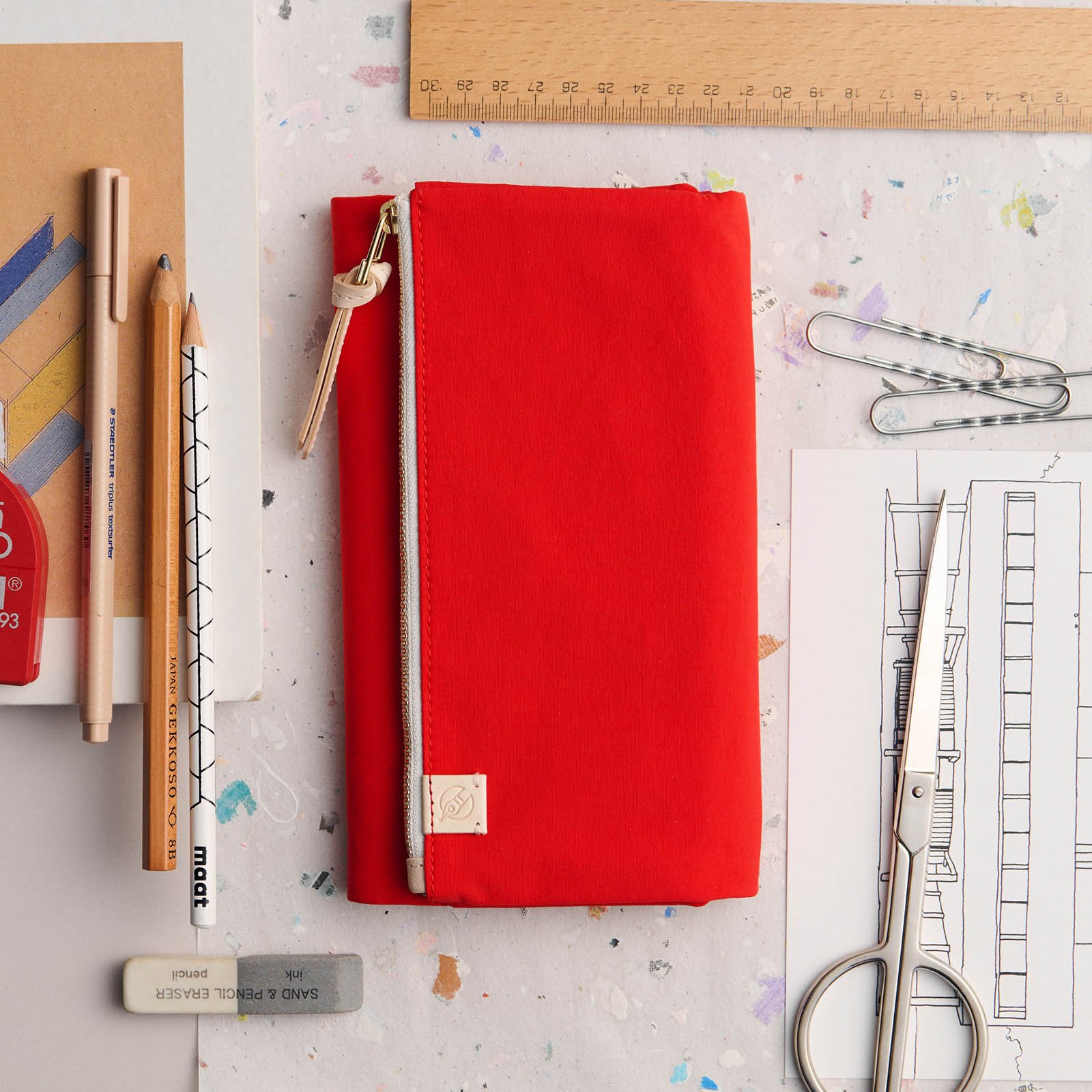 ほぼ日手帳　文庫本size　ミナペルホネン 2025年版 ほぼ日手帳が発売、「ミナ ペルホネン」との新作が登場