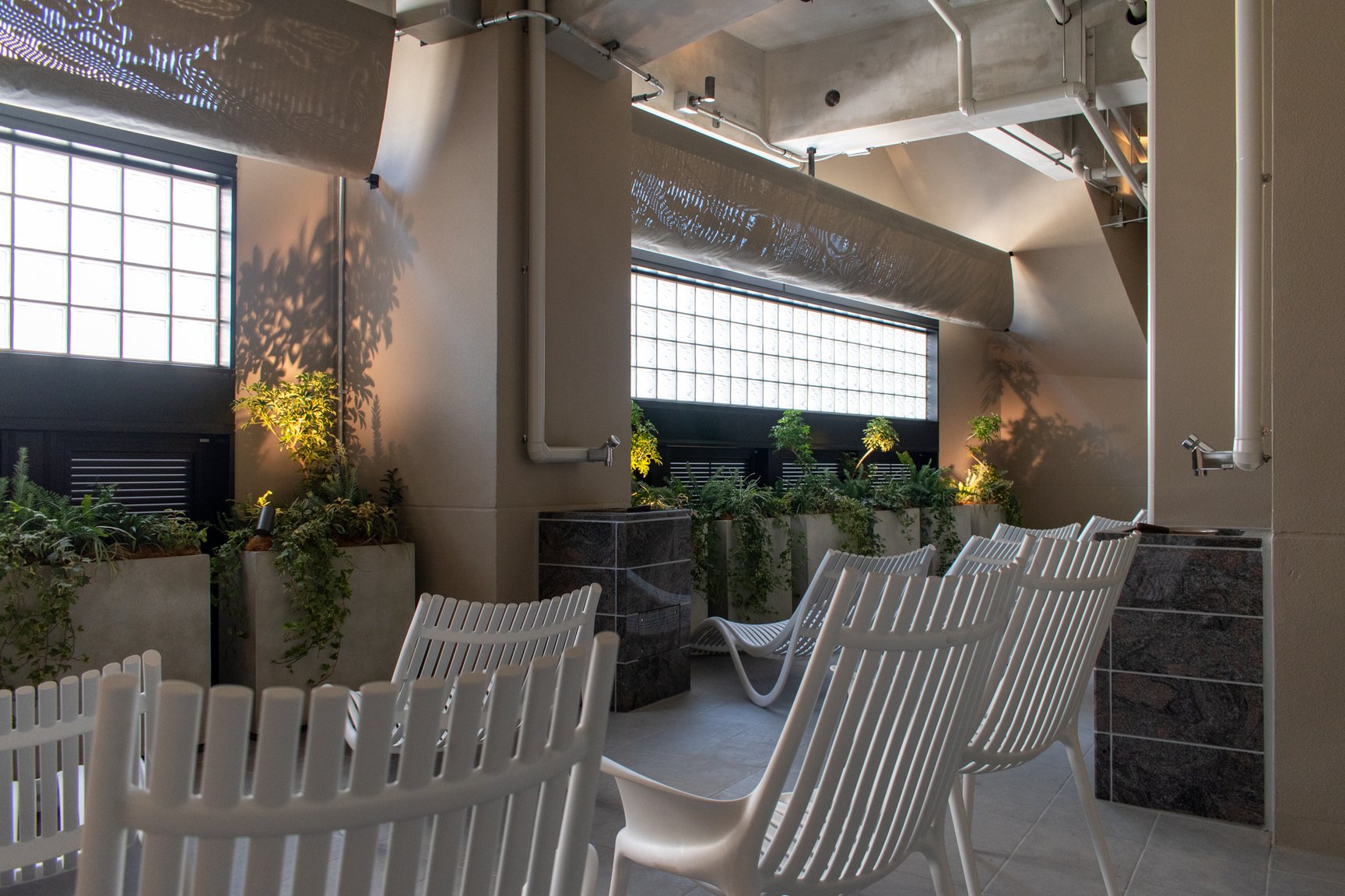 サウナハウス5階外気浴スペース