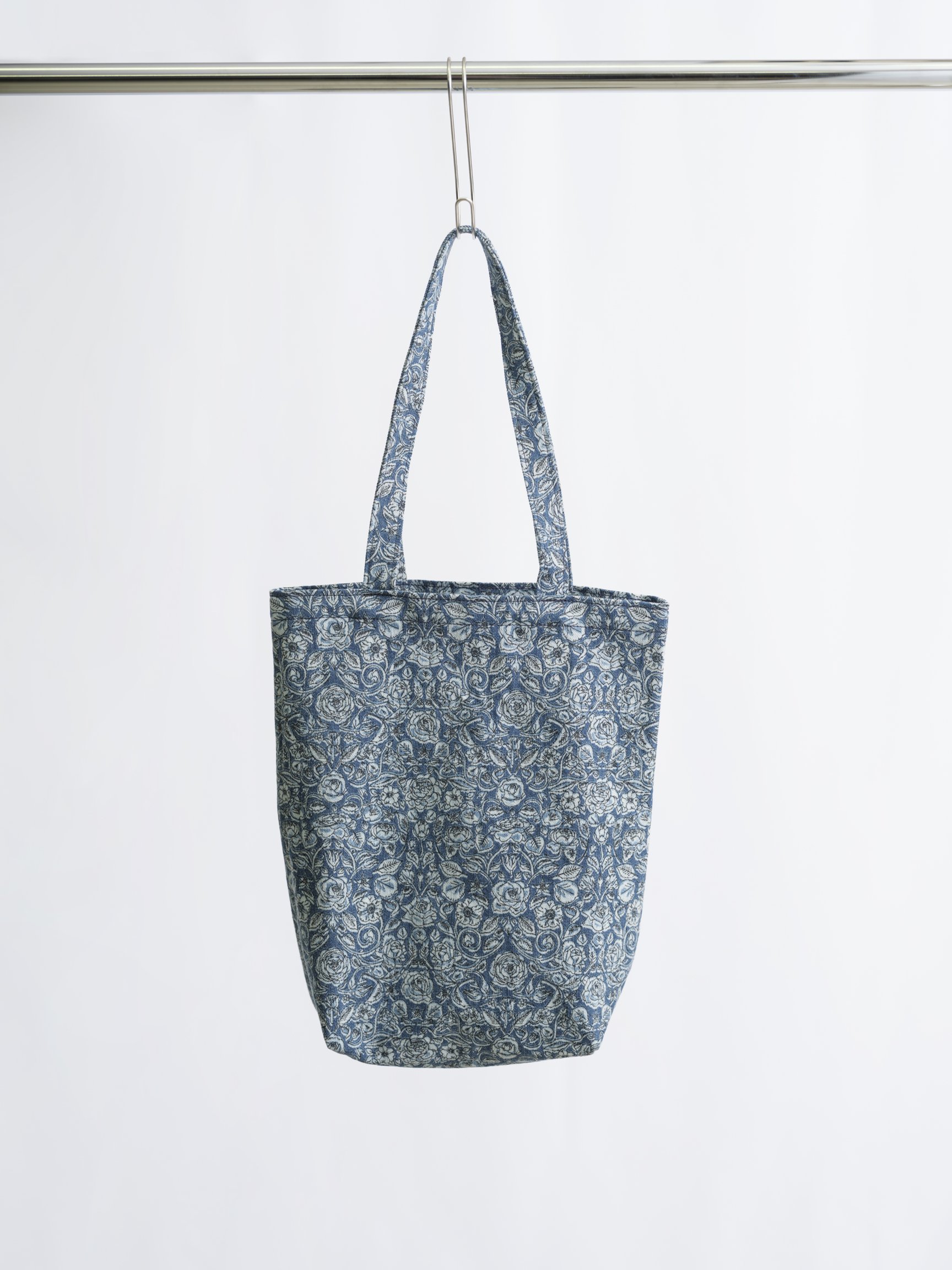 トートバッグの引きカット