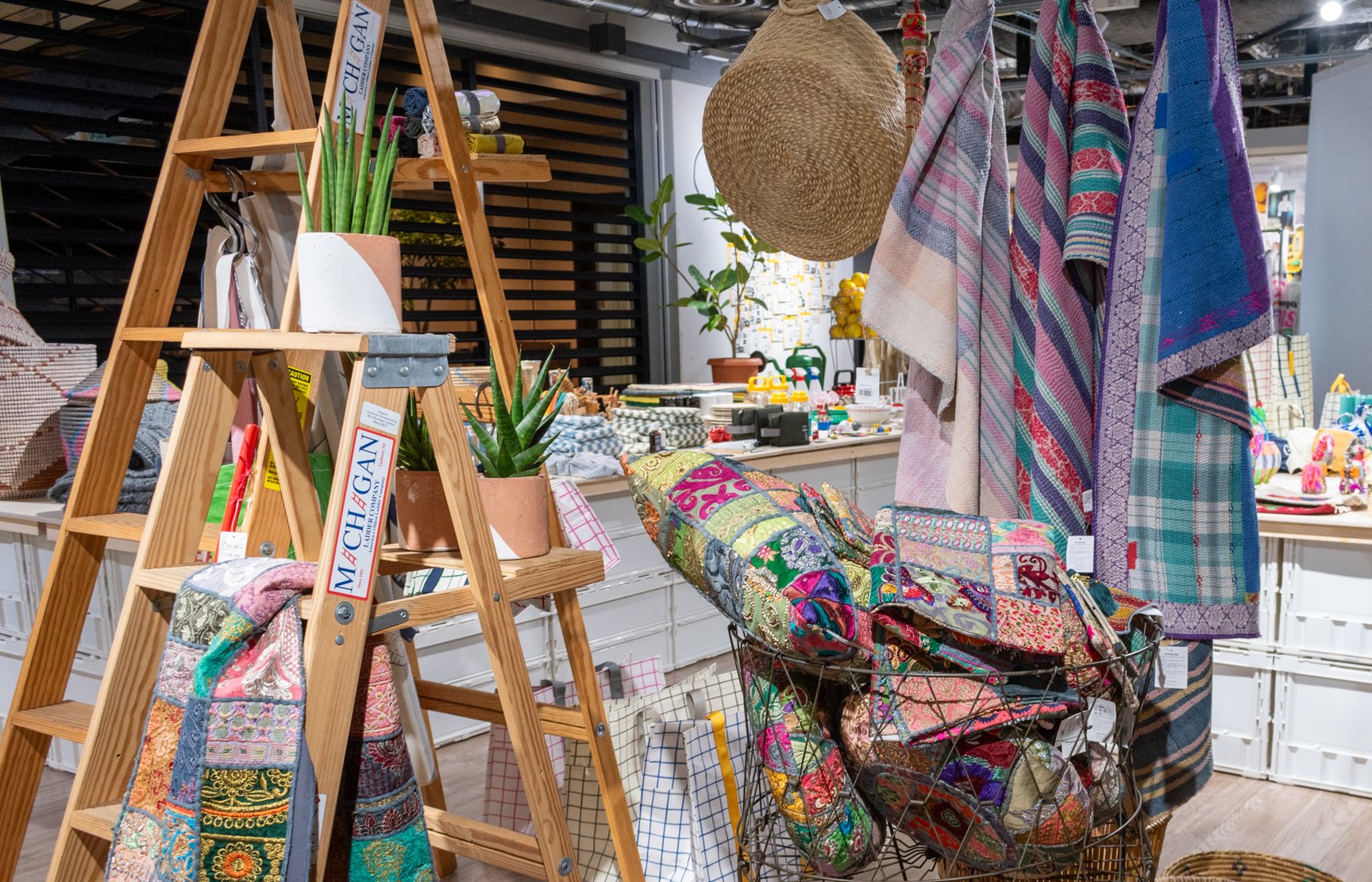 ジョージズ2025年春夏展示会