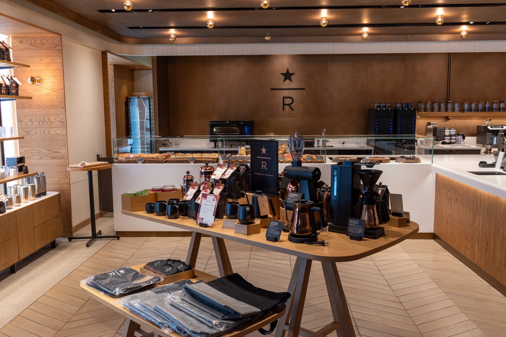 スターバックス リザーブ® ストア 銀座マロニエ通り