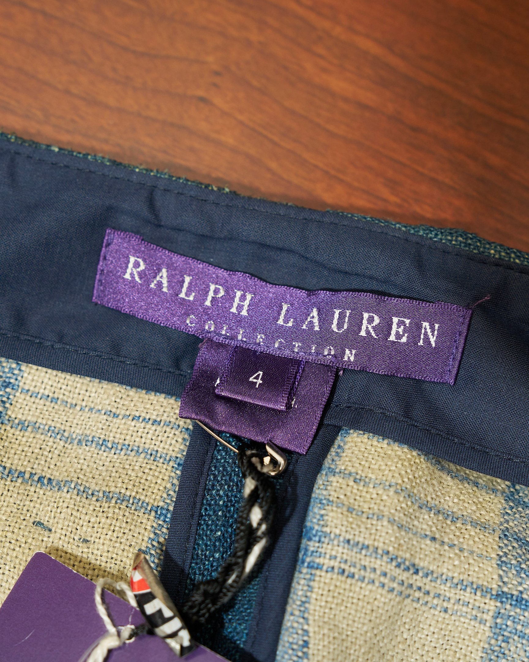 ラルフ ローレン社が1990年代に展開していたウィメンズレーベル「ラルフ ローレン コレクション」のタグ