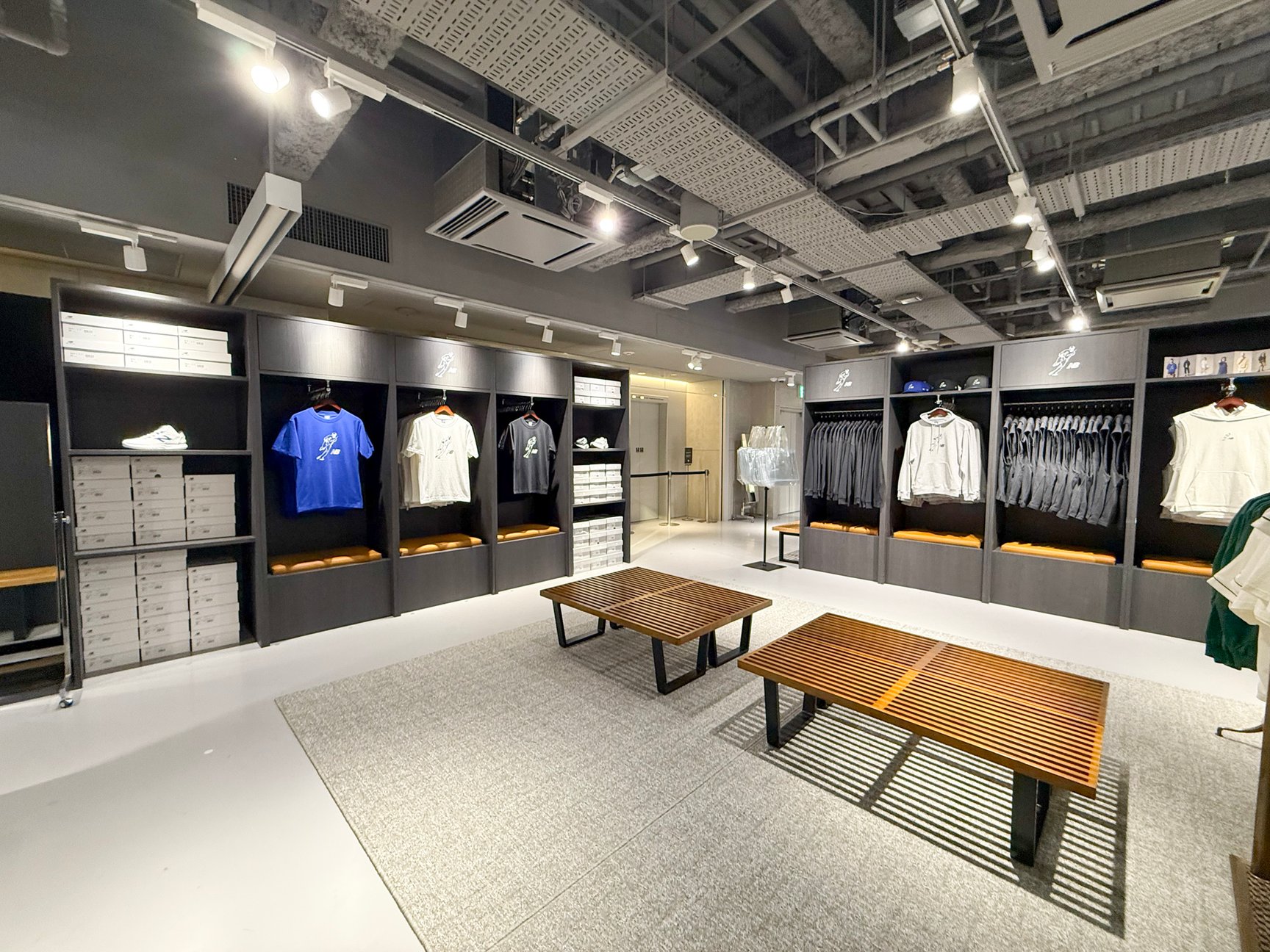 ニューバランスのポップアップ会場