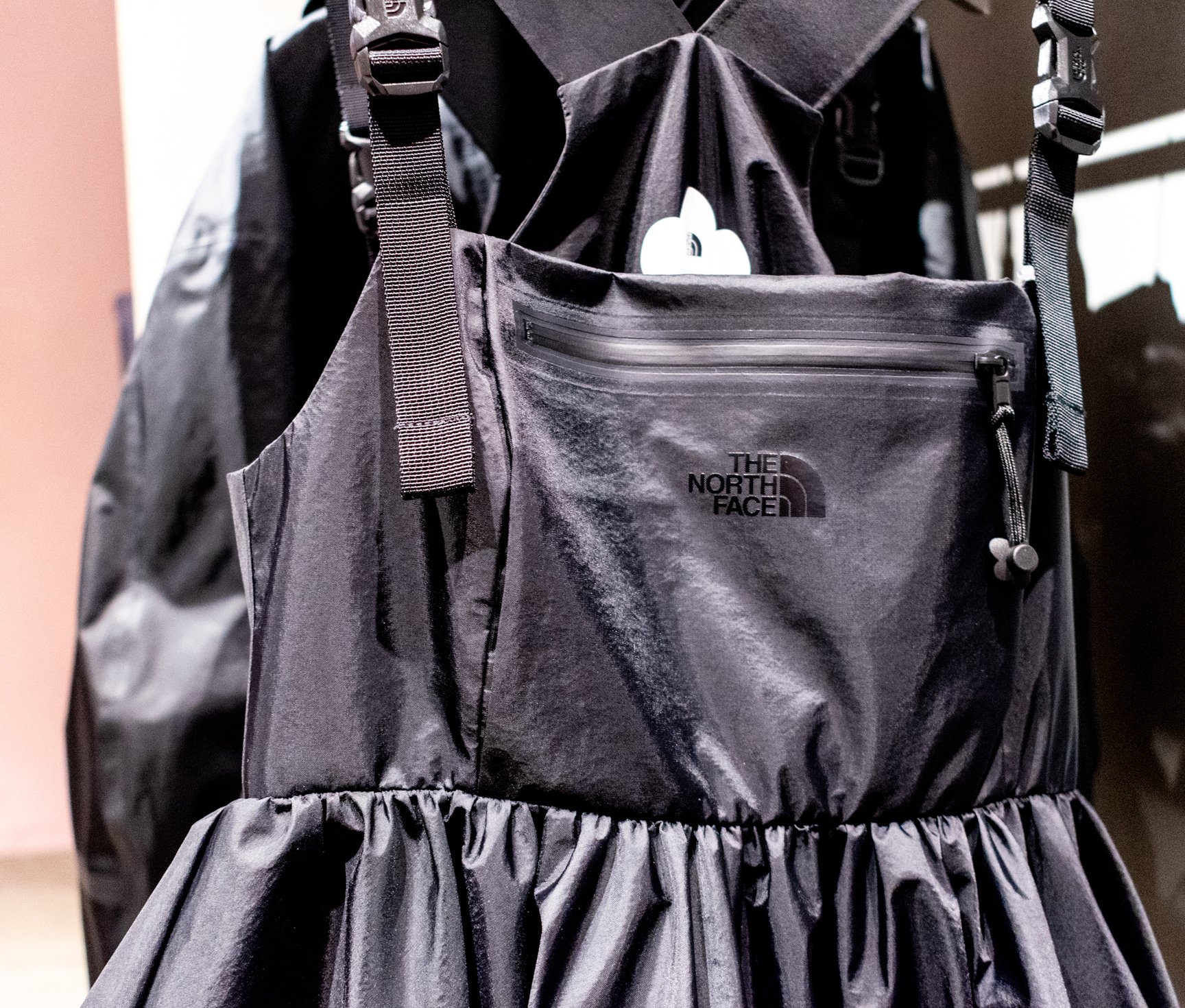 「THE NORTH FACE × Cecilie Bahnsen」ワンピース