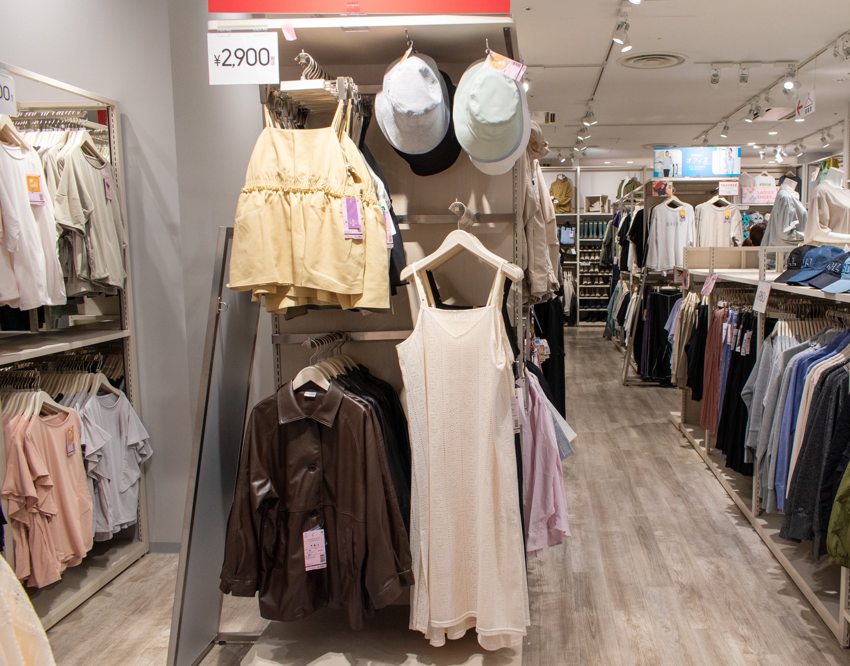 Workman Colorsコレットマーレ桜木町店