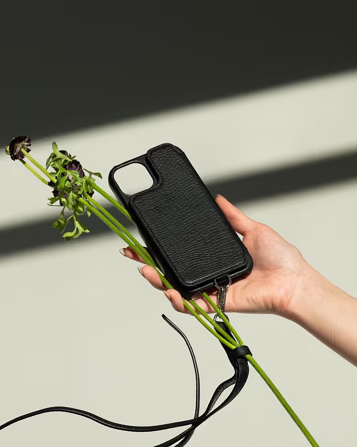 デミュウのスマートフォンケース