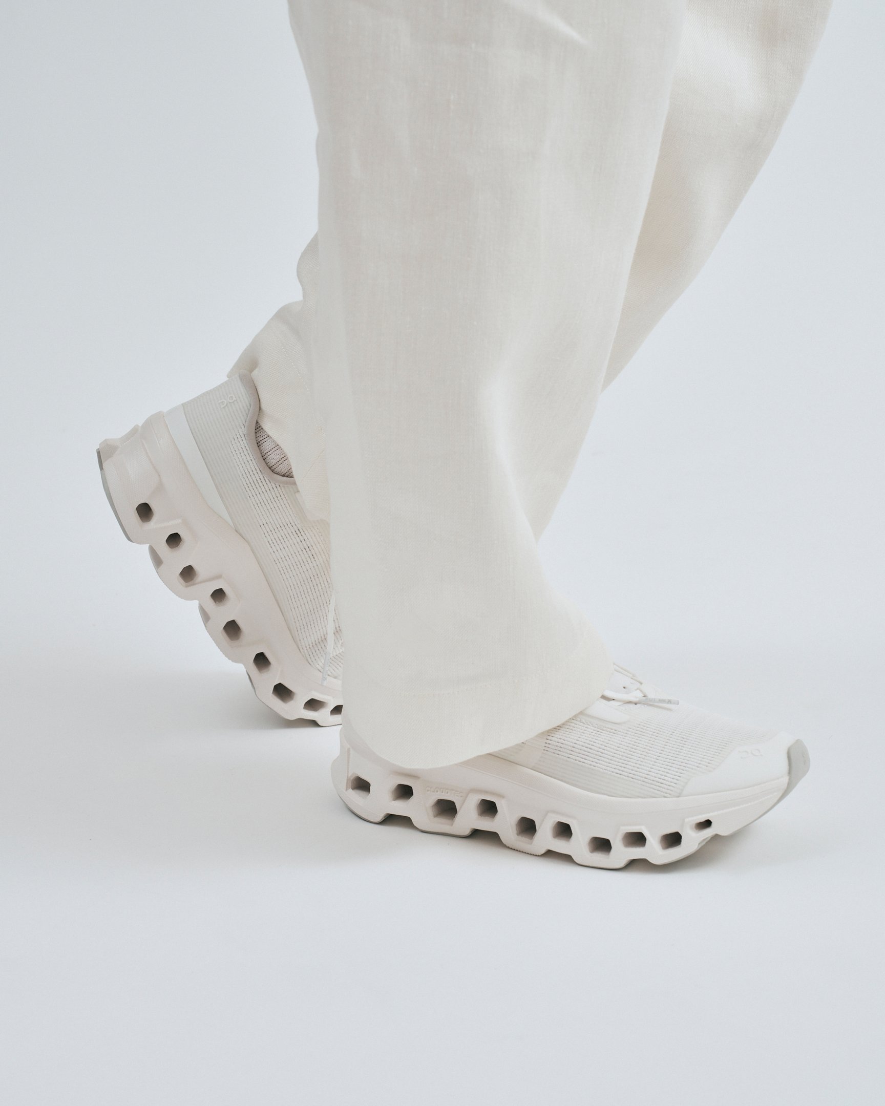 オンのスニーカー