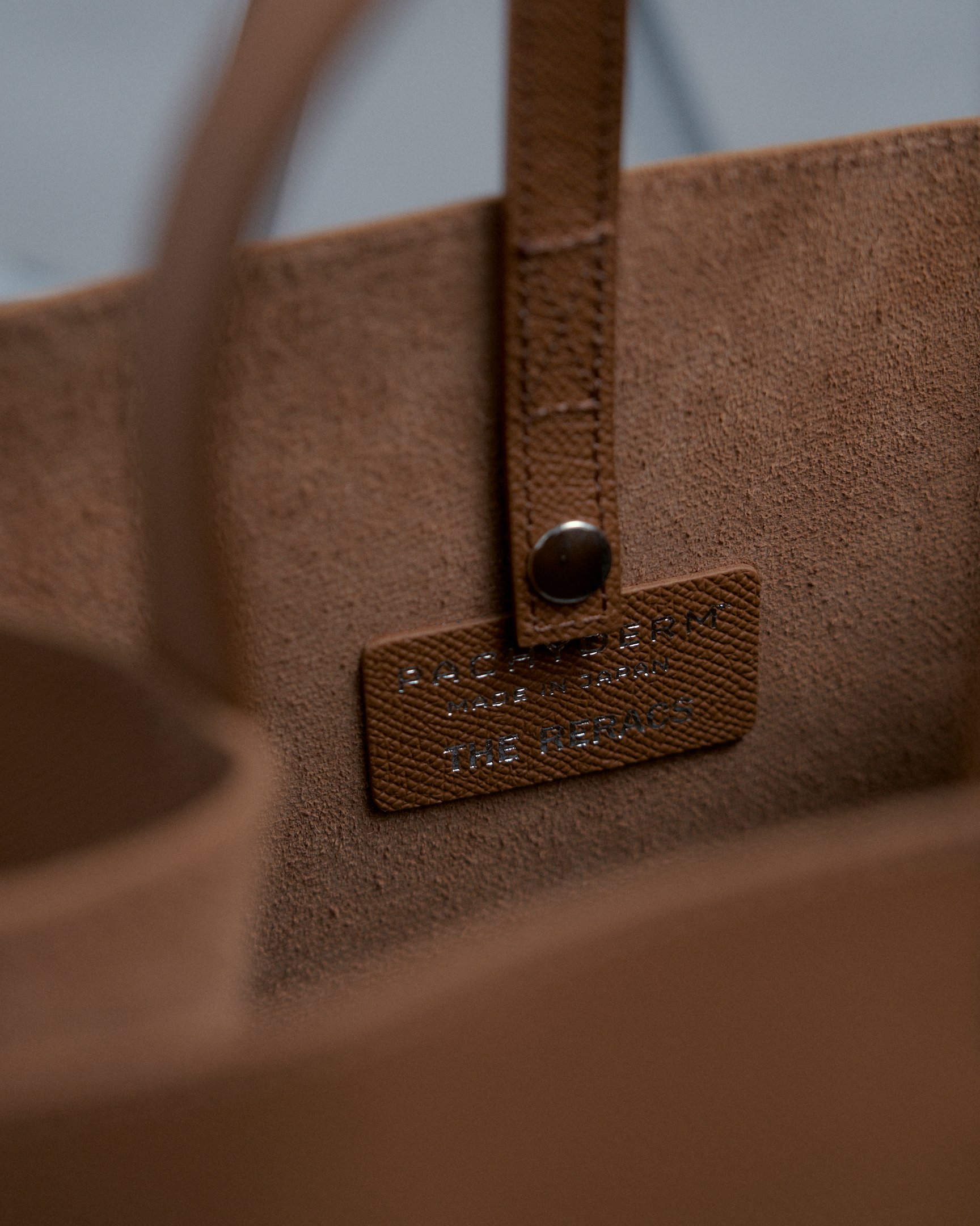 パキダムのレザーバッグ