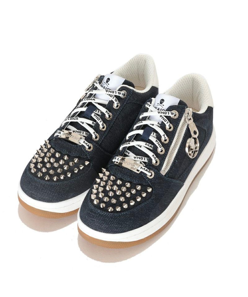 スニーカーの画像