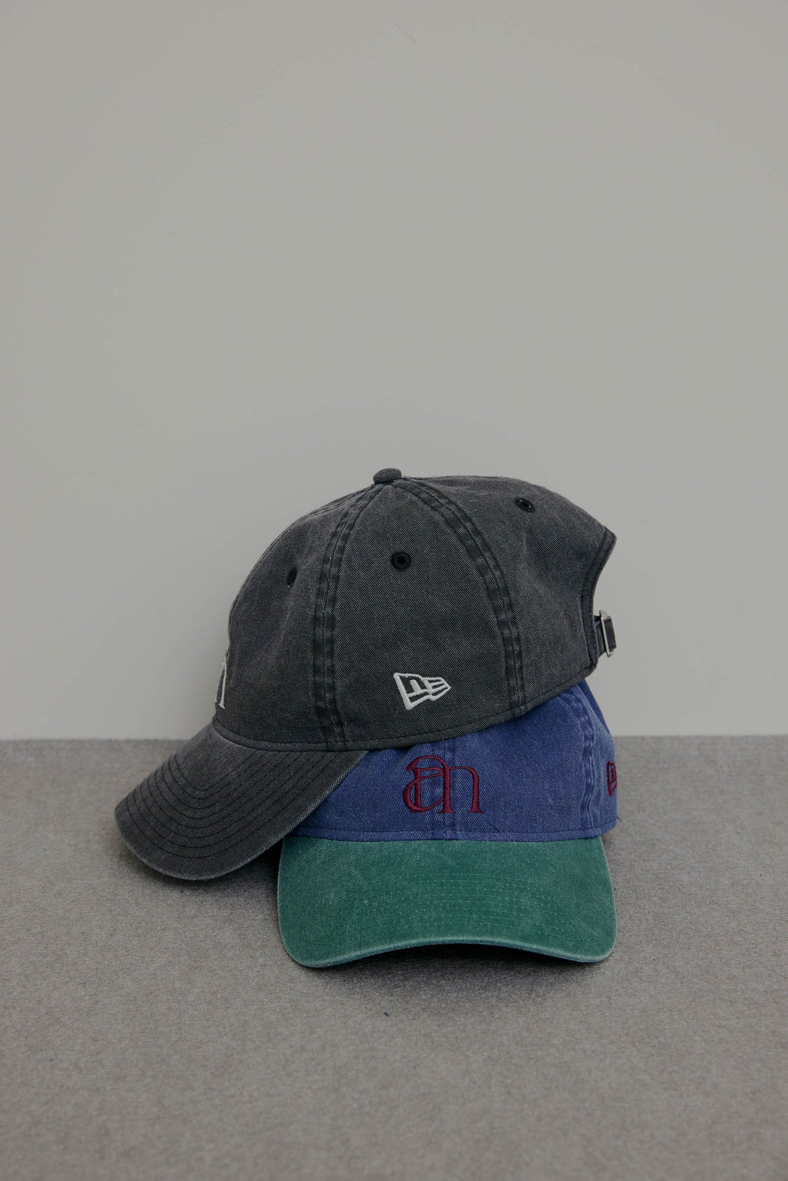 新品未使用タグ付き NEW ERA × Ameri コラボキャップ アメリがニューエラとコラボ オリジナル刺繍を施したキャップ