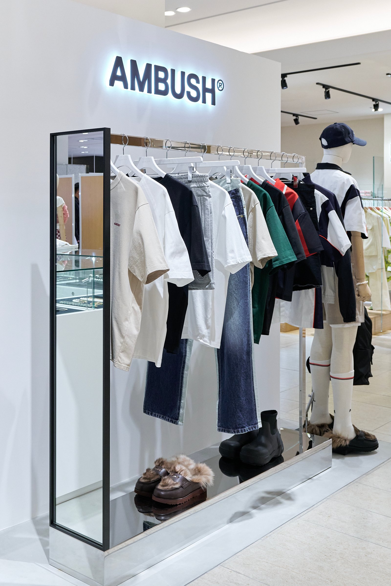 阪急うめだ本店「ビヨンドワールド」