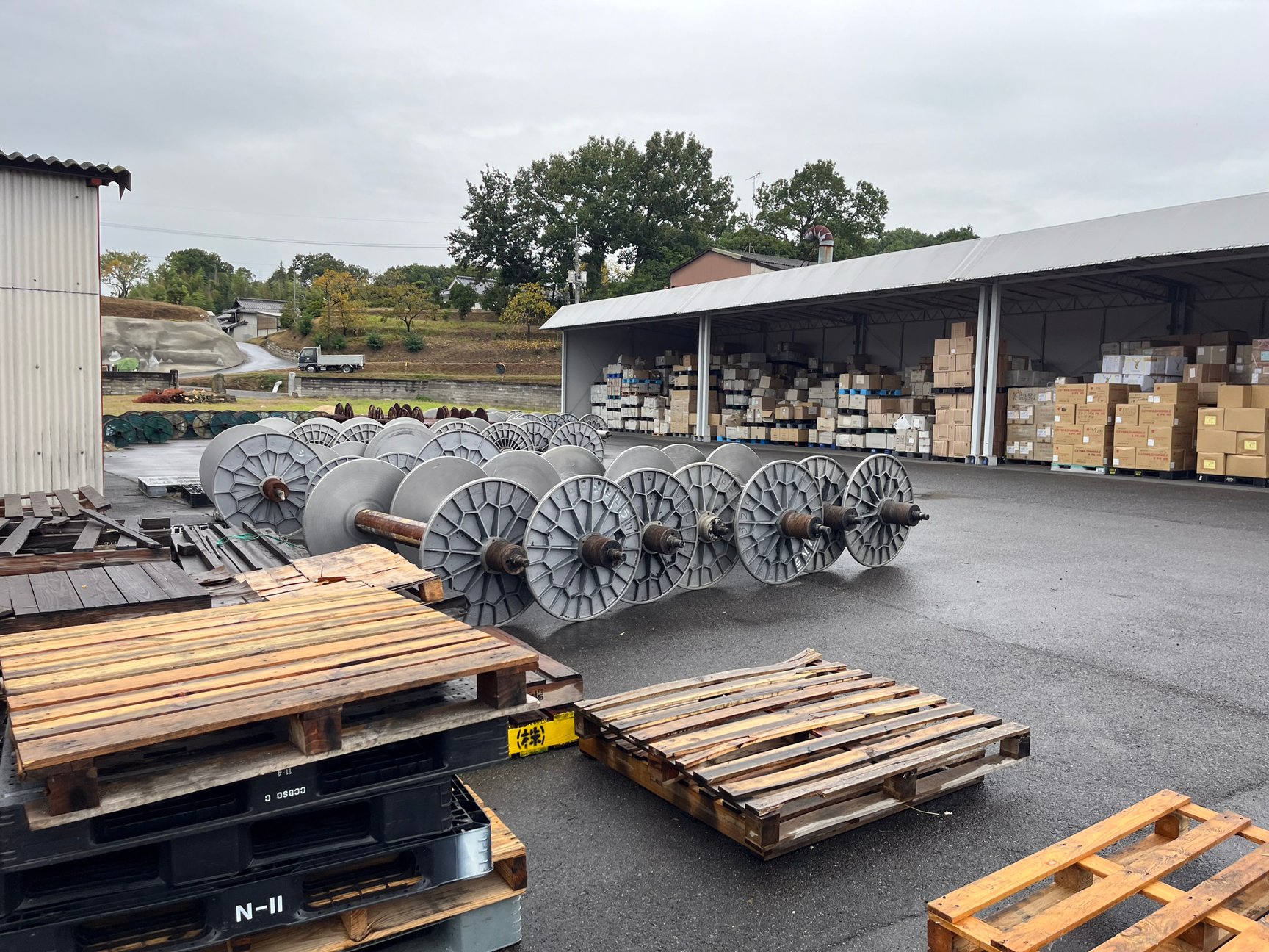 篠原テキスタイルの工場