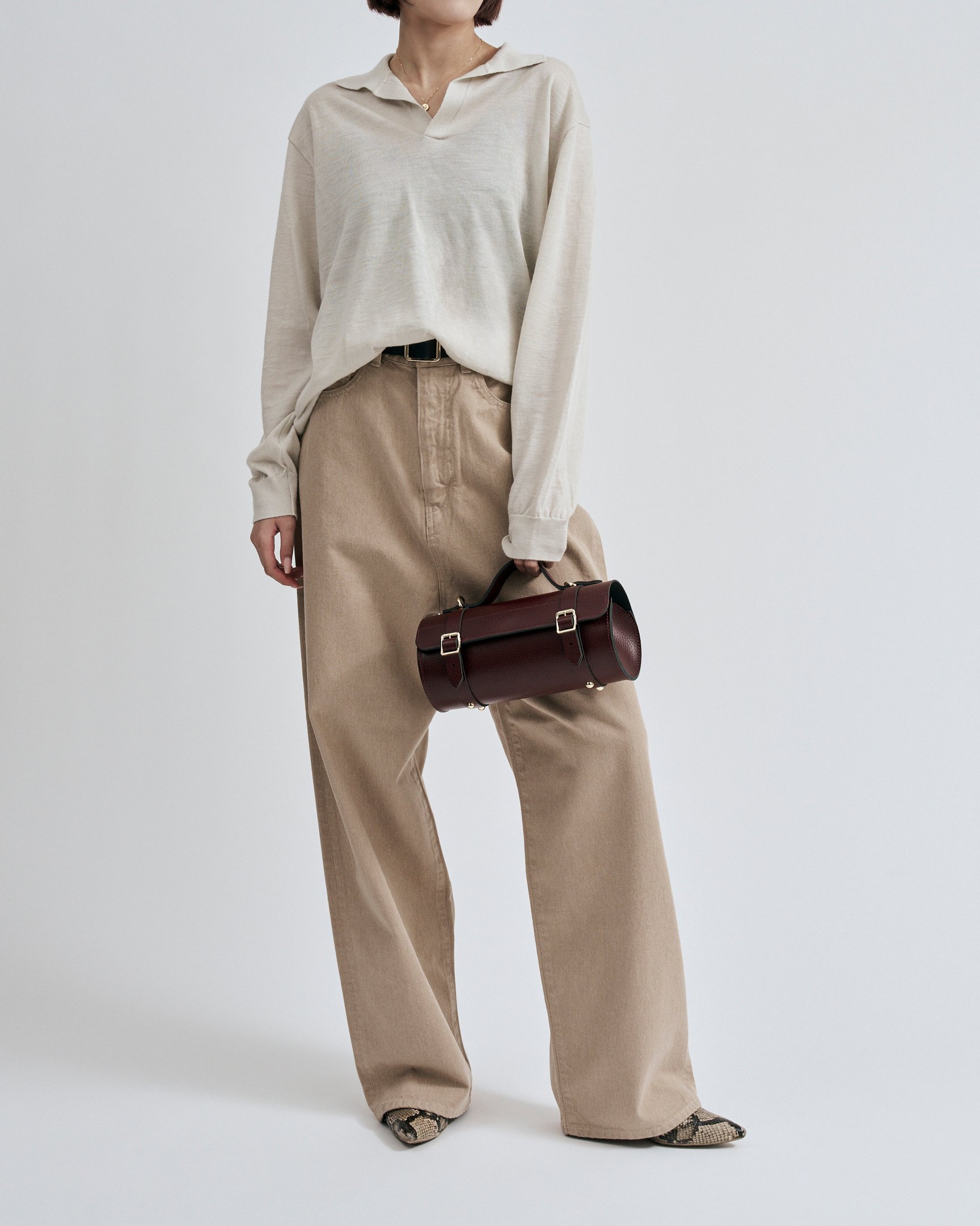 エイトンのニットポロ