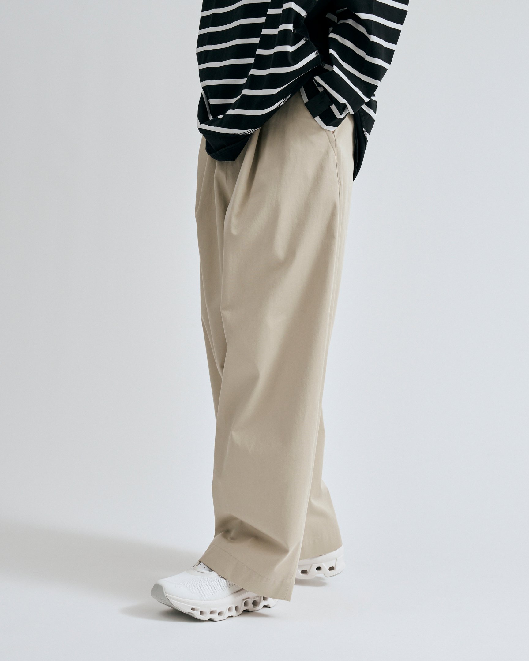 パラトレイトのチノパンツ