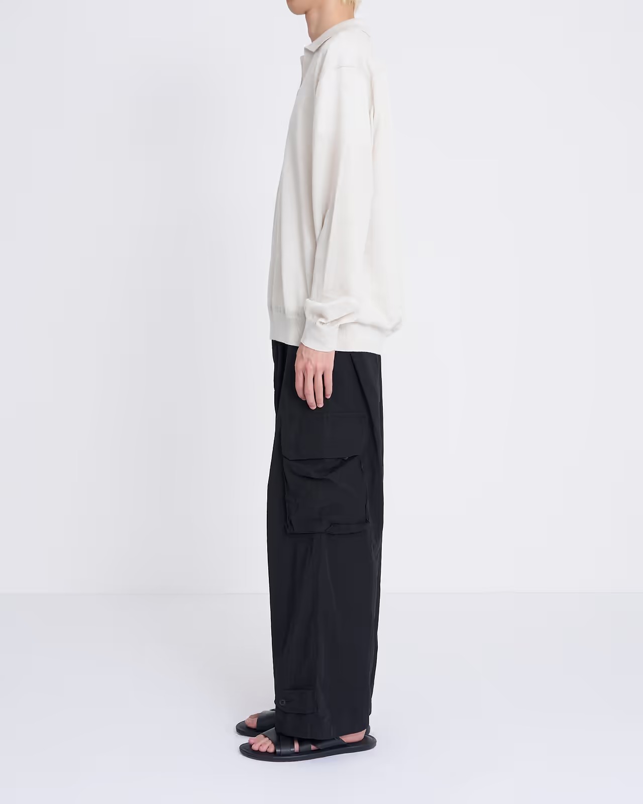 エイトンのニットポロ