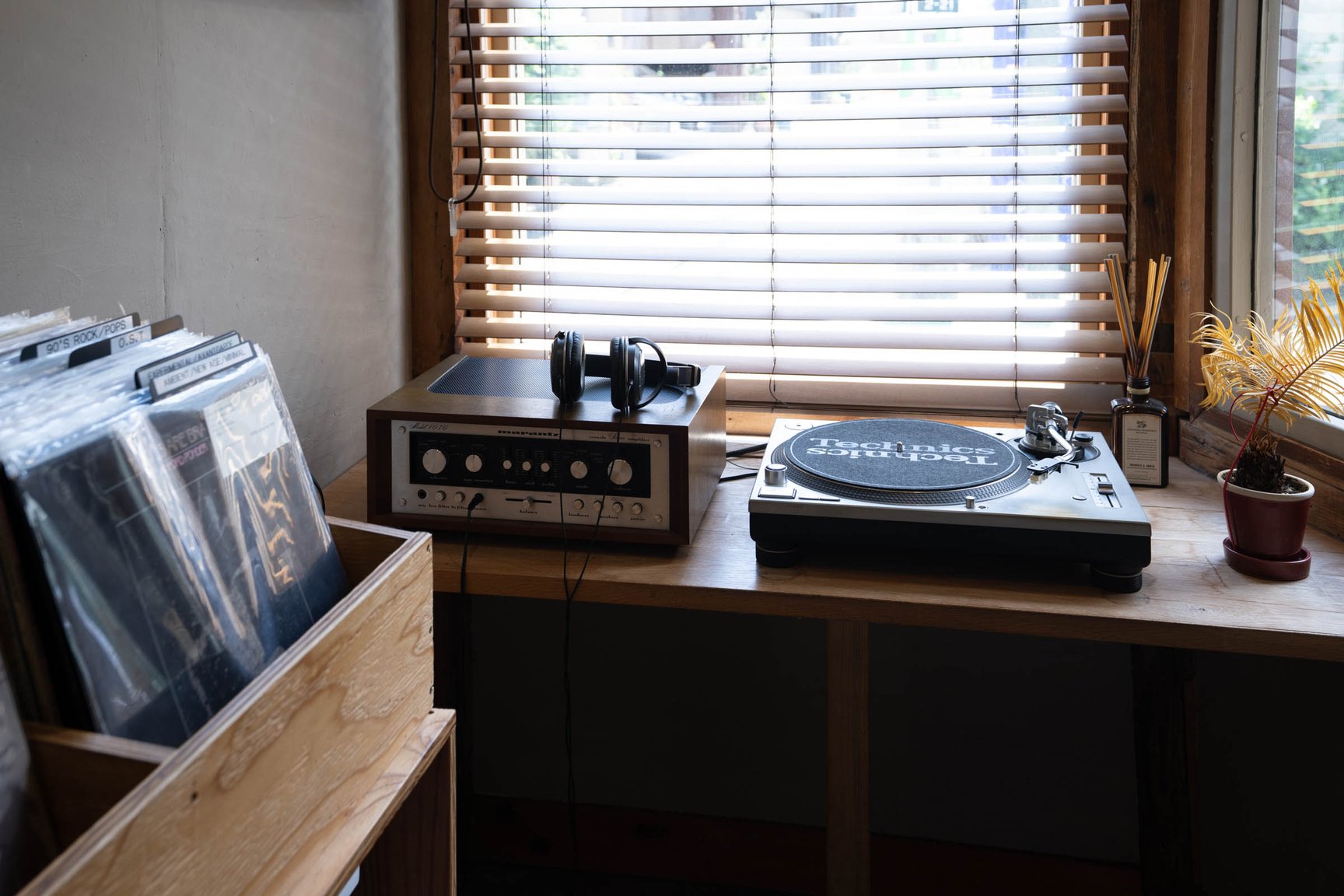 ELLA RECORDSの内観