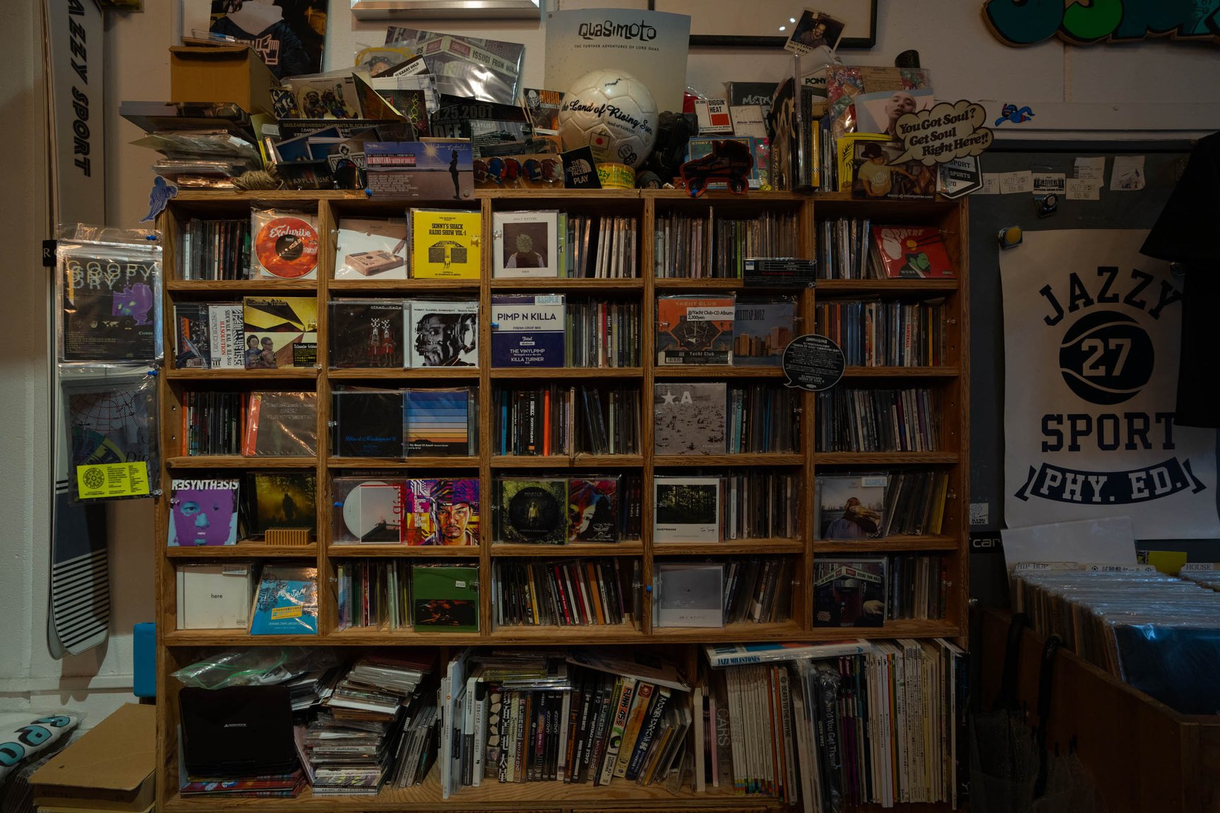 JAZZY SPORT MUSIC SHOP TOKYOの内観