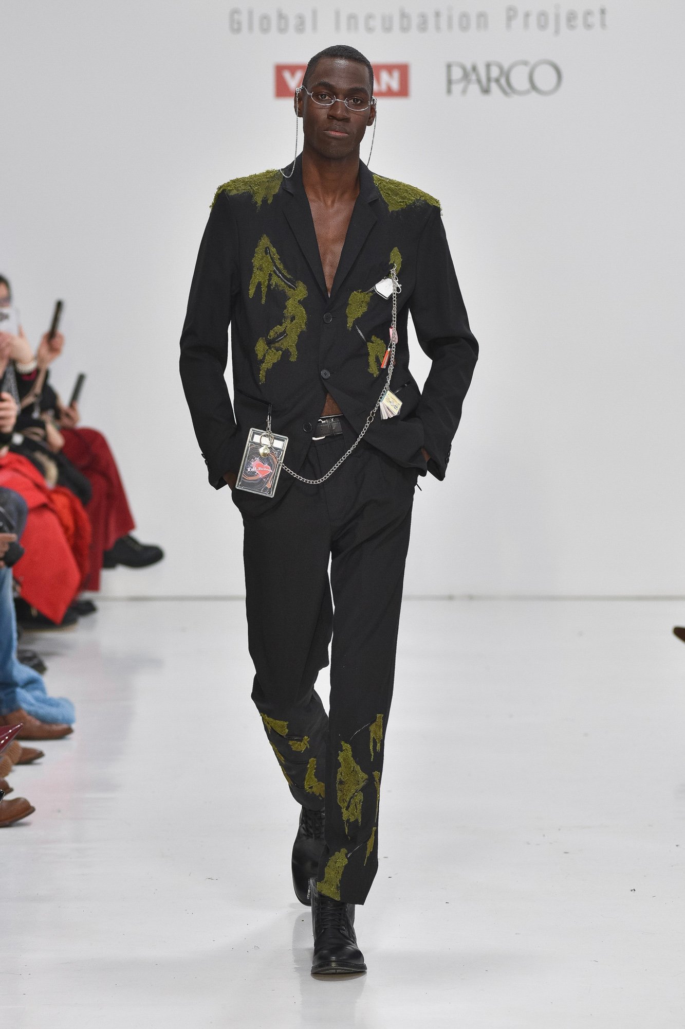 リトルベッドルームのランウェイショー