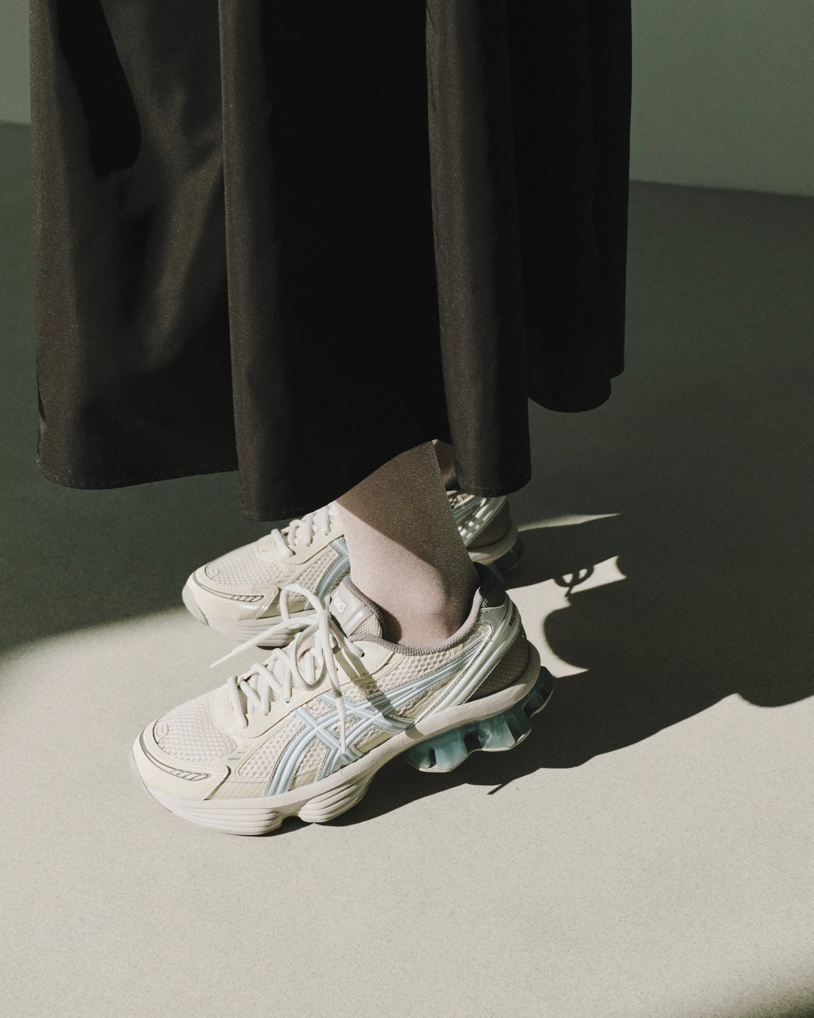 白いスニーカー