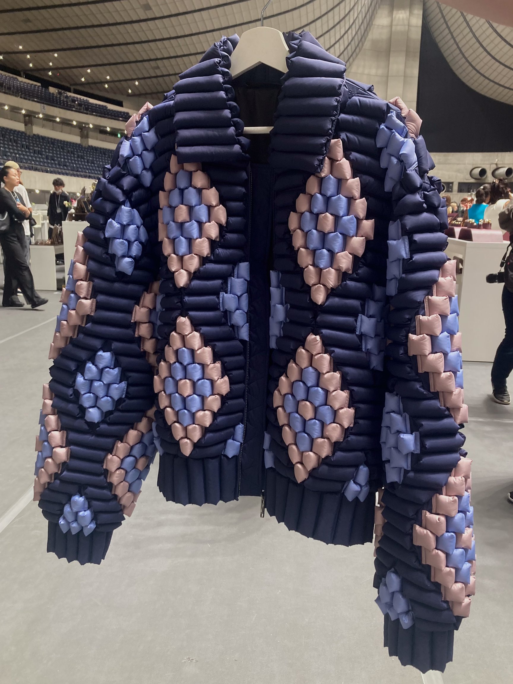 RAXXYのダウン