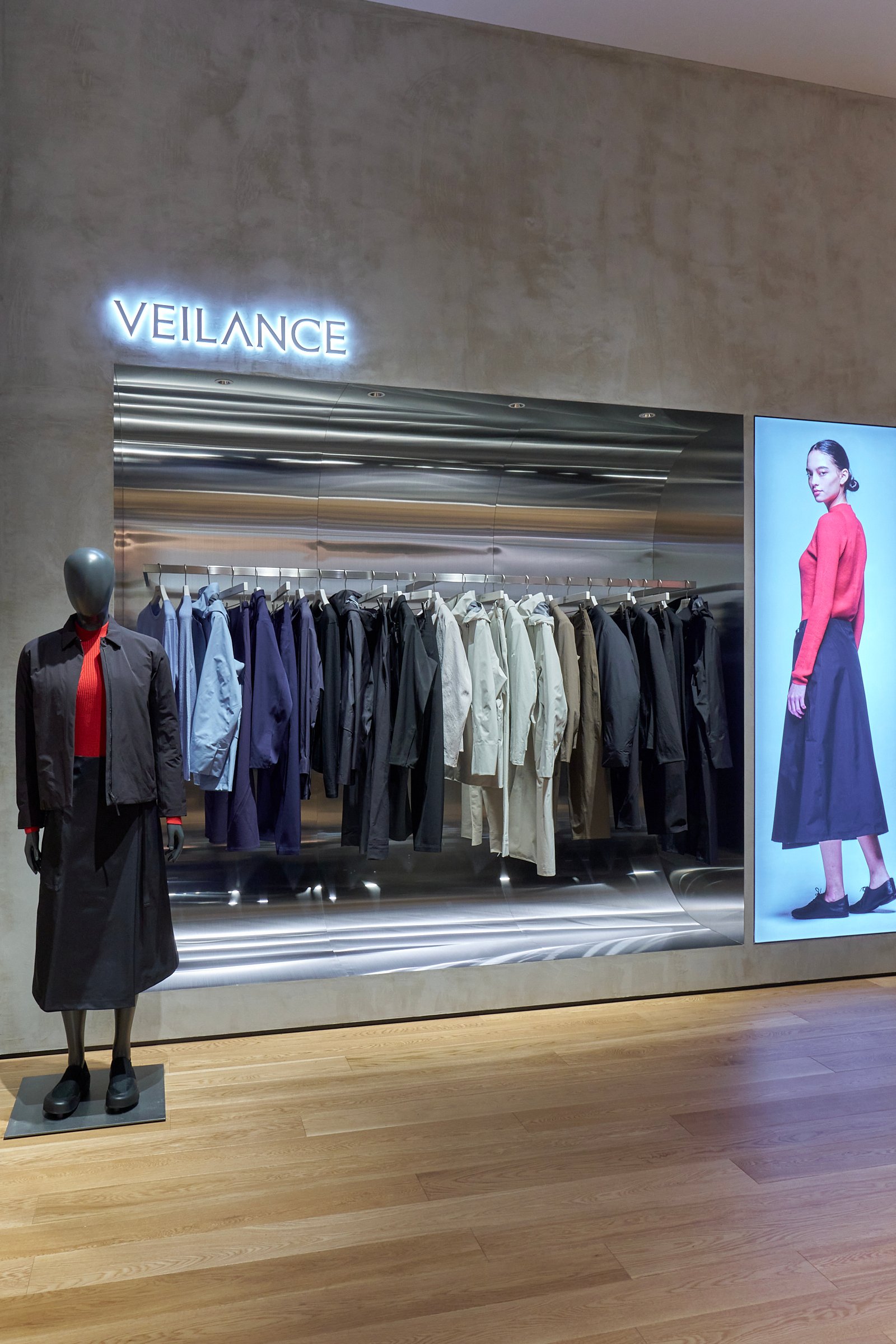 アークテリクス 池袋東武ブランドストアの店内