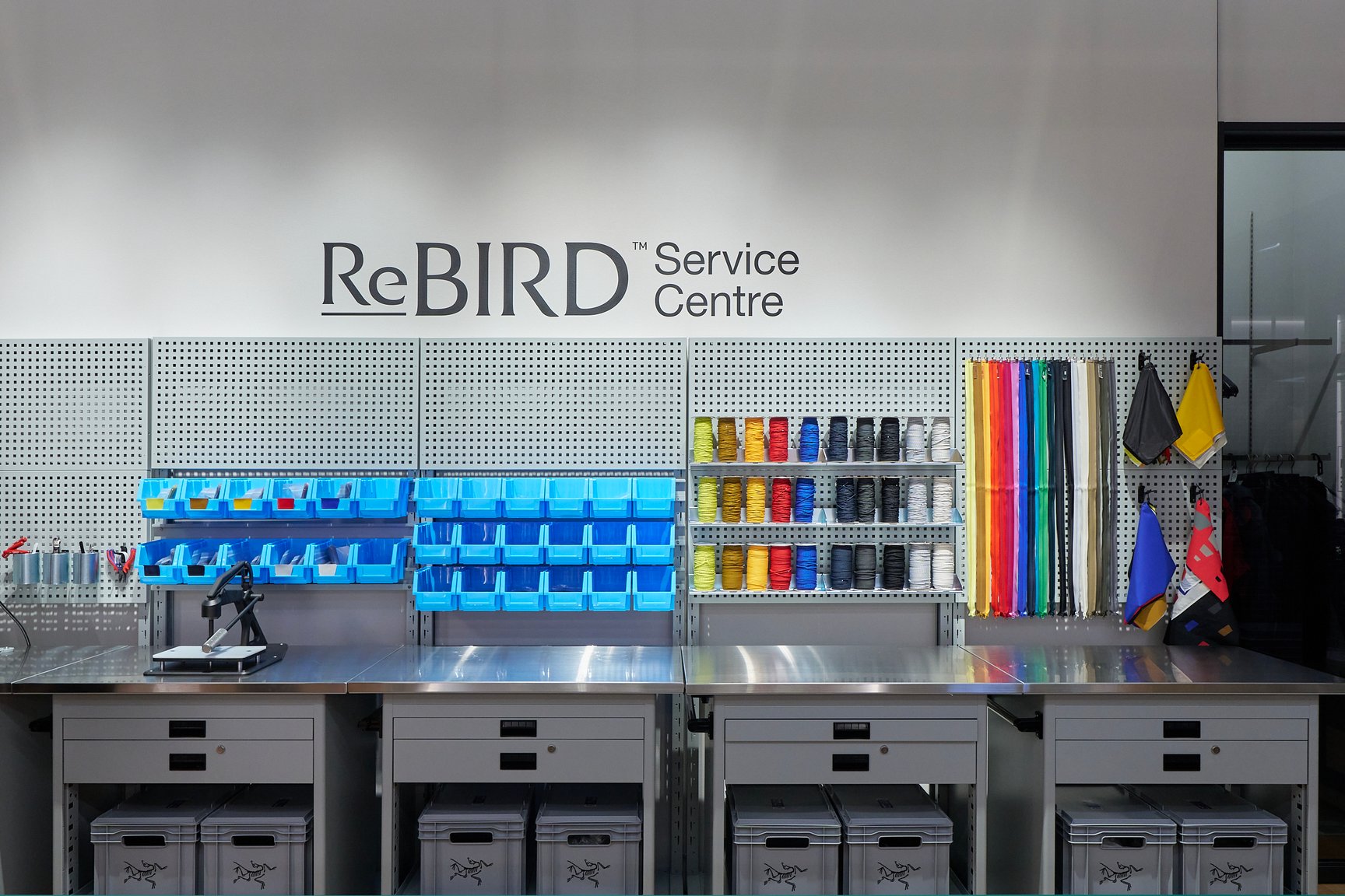 アークテリクス 池袋東武ブランドストアの店内