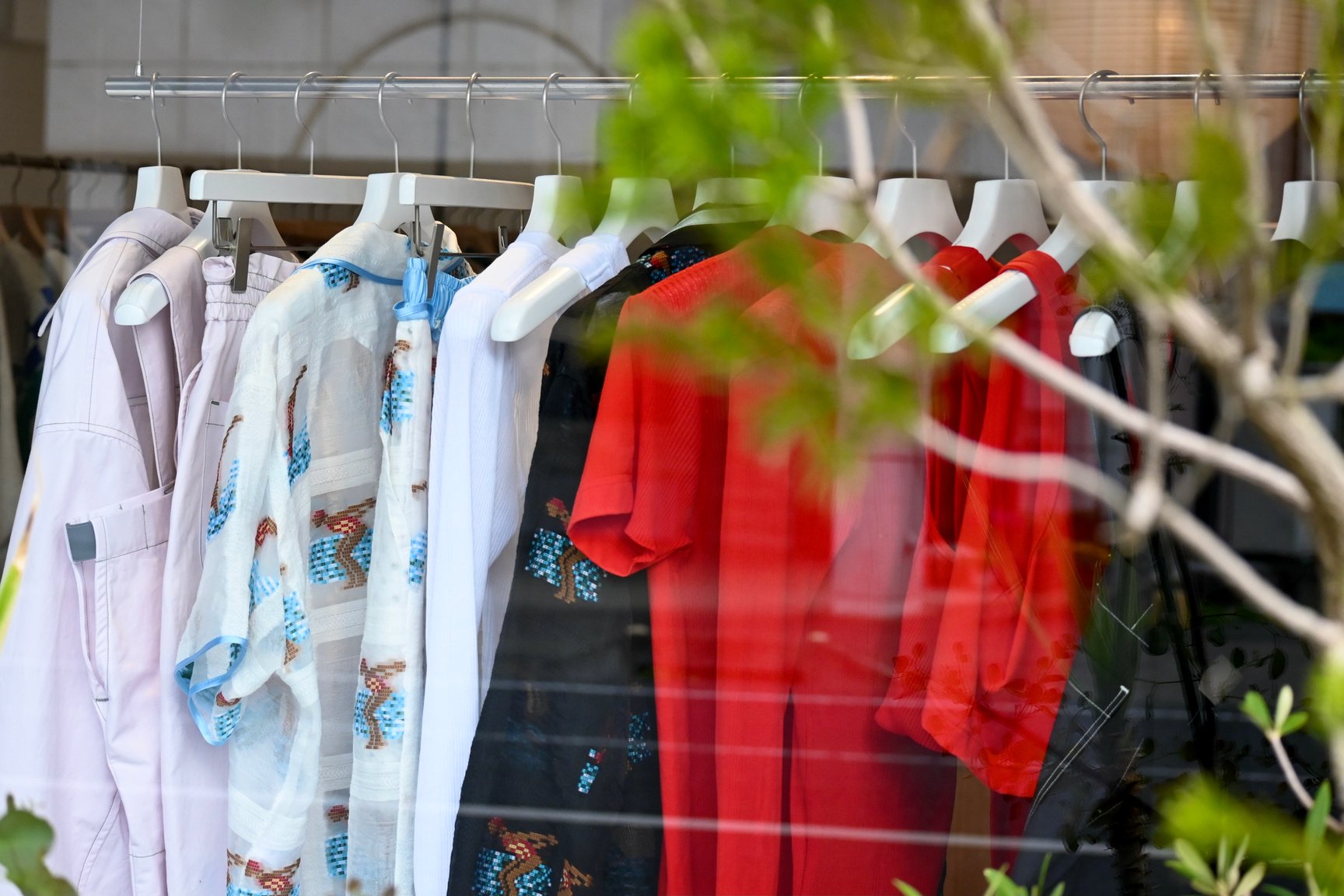 群馬県のセレクトショップ「HEIRLOOM」の店内