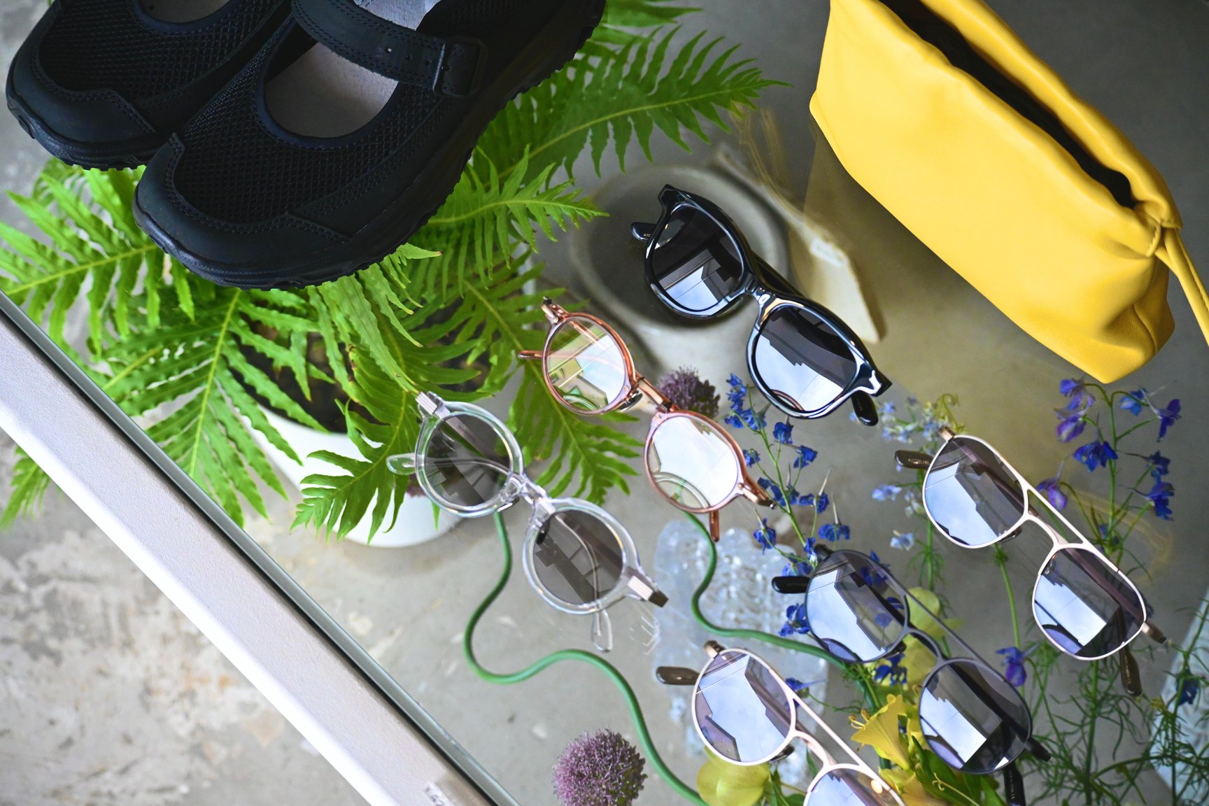 群馬県のセレクトショップ「HEIRLOOM」の店内