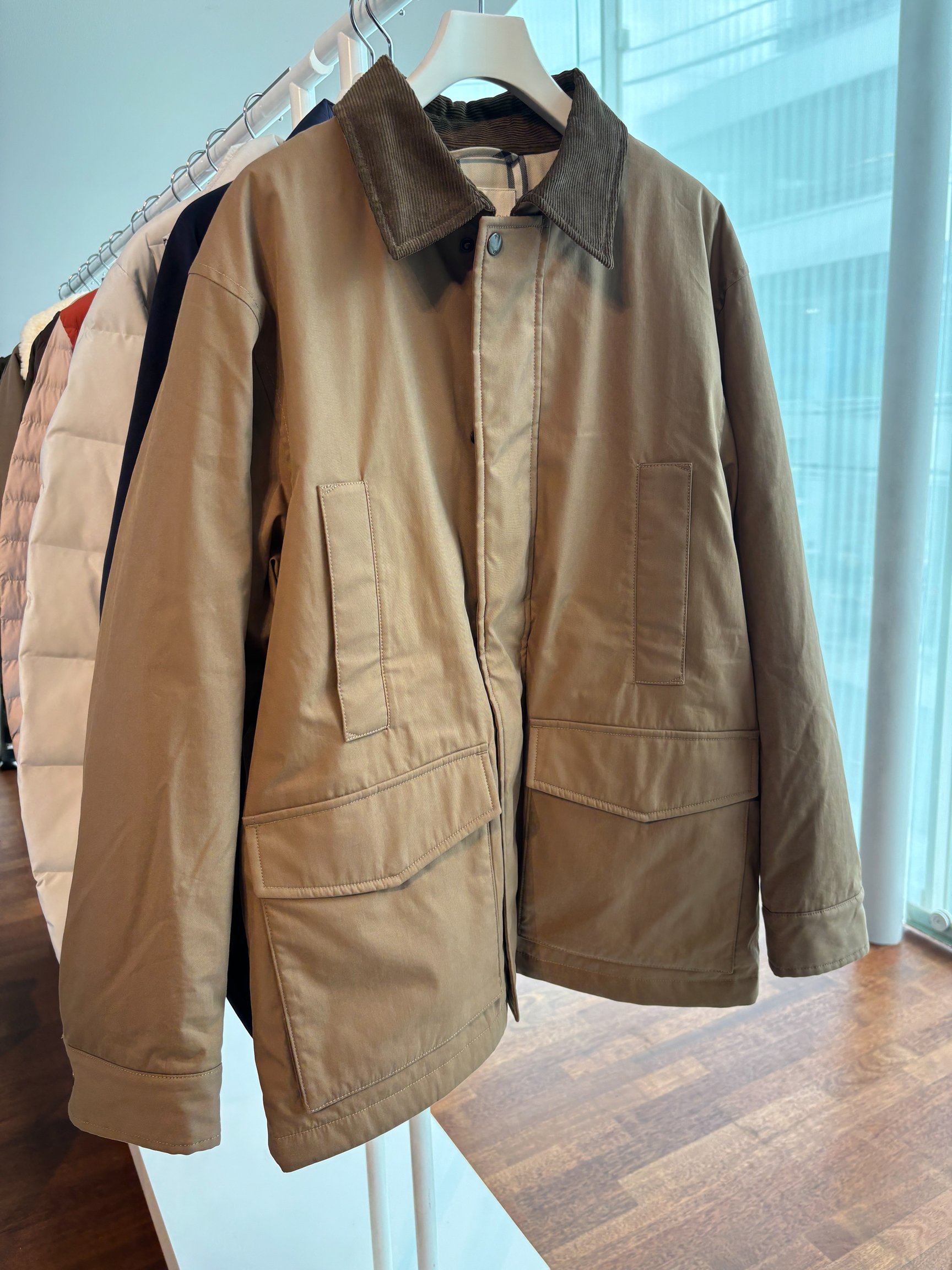 「パフ展」の会場画像