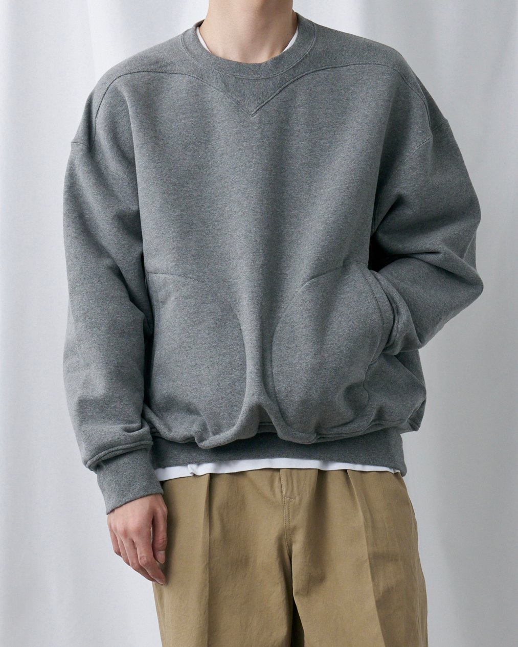 OUATのスウェット