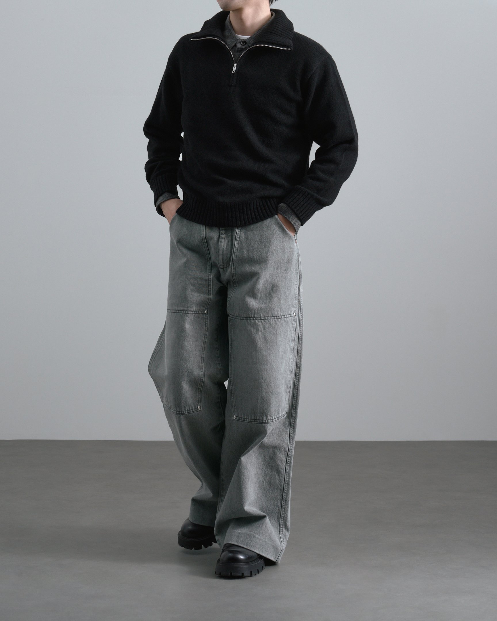 エイトンのハーフジップニット