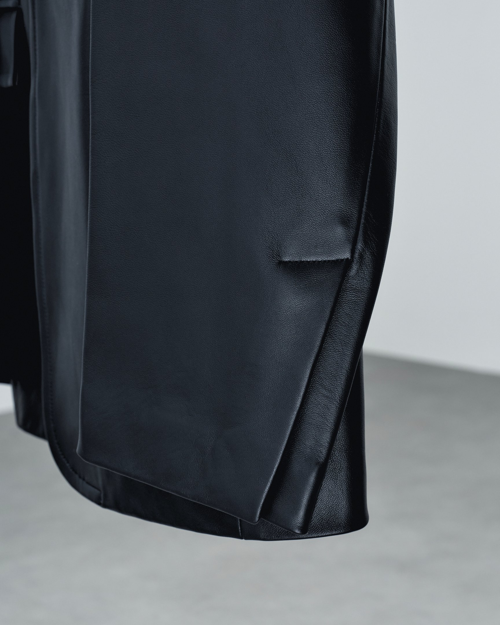 ポステレガントのジャケット