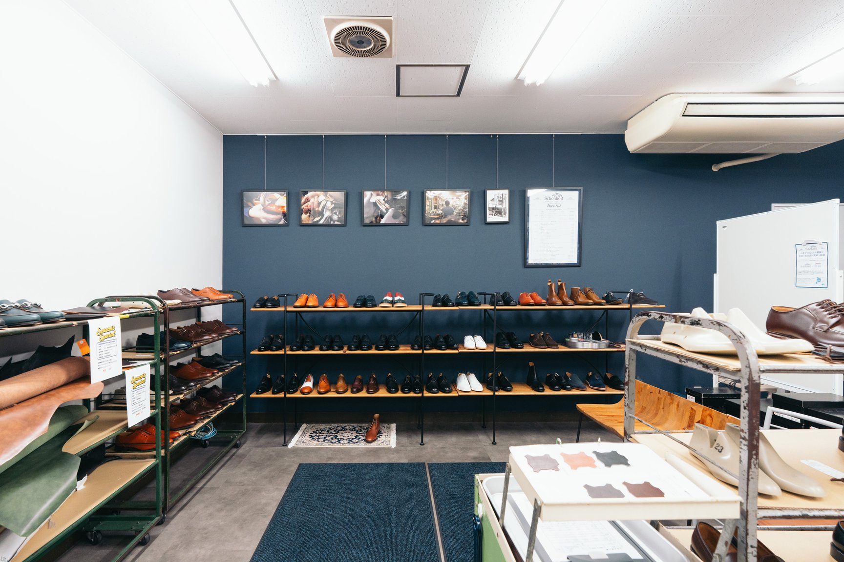 東立製靴の店内