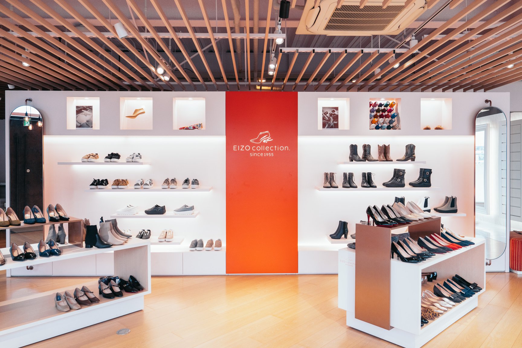 エイゾーコレクション 草加店の外観