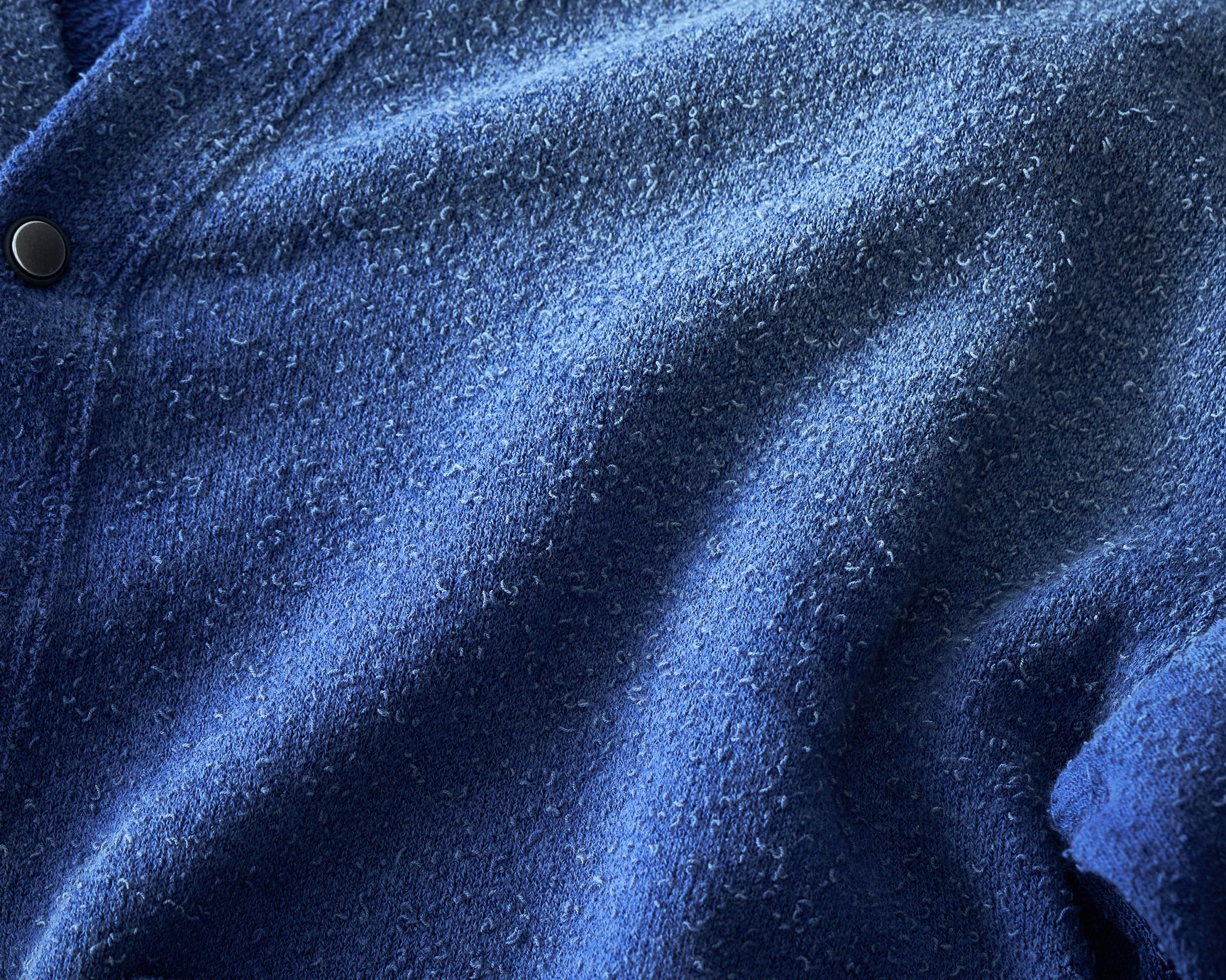 パラトレイトのカーディガン