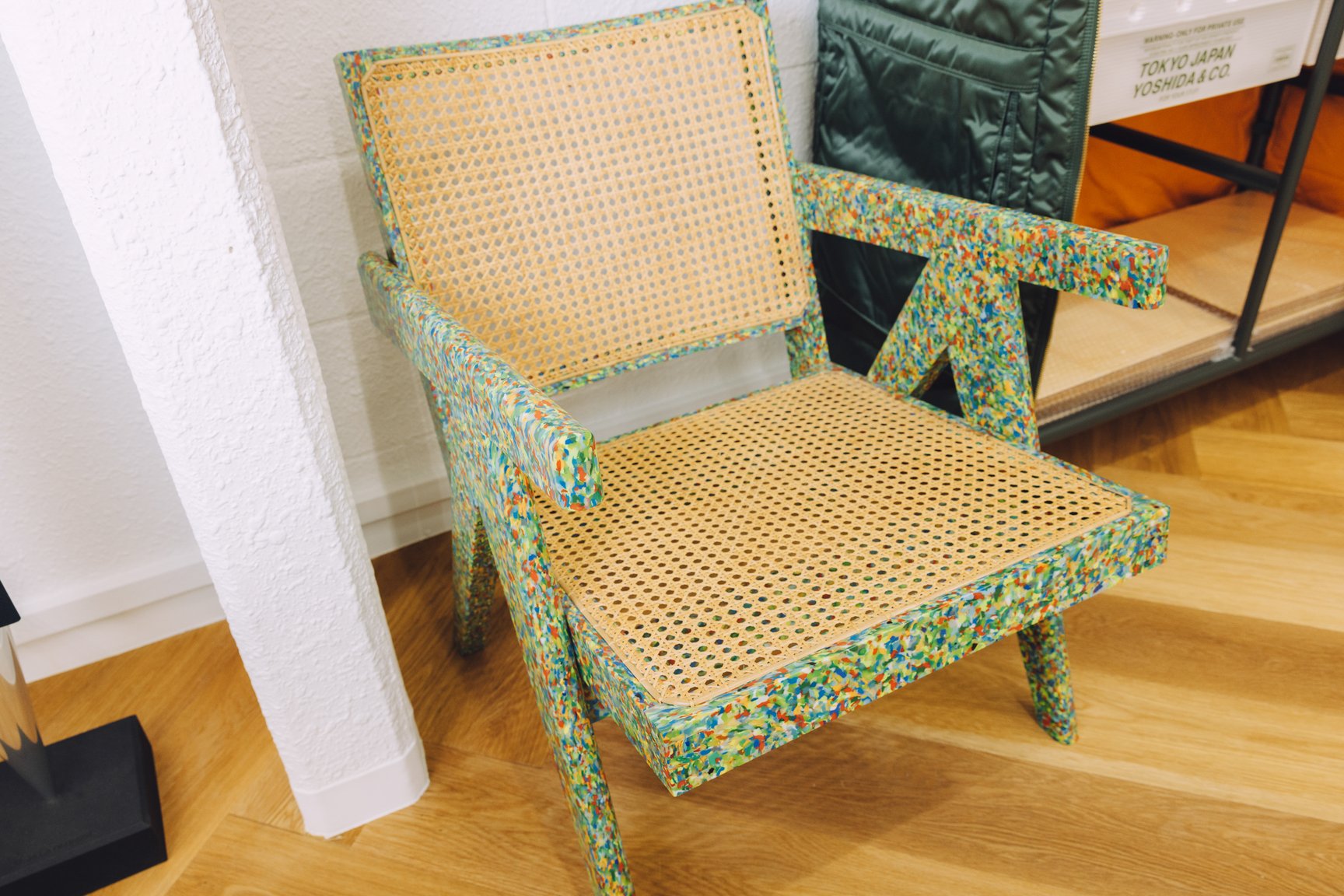 石川涼の新オフィスの室内画像