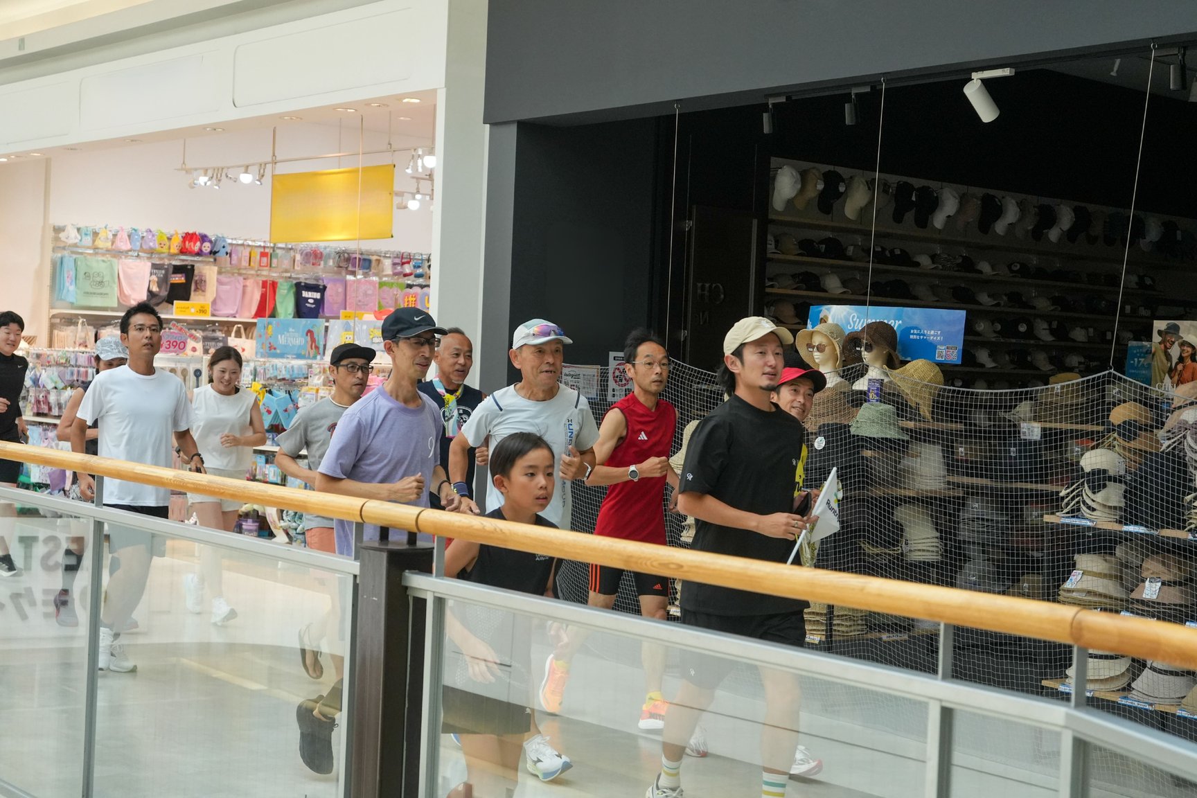 イオンモール太田館内のランイベント画像