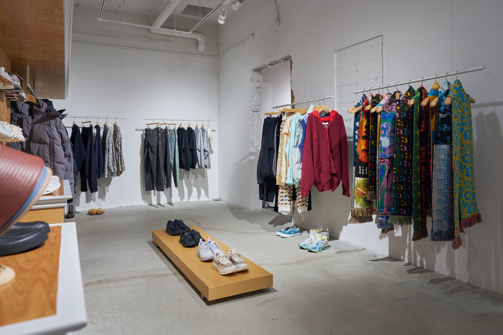 エスティーカンパニーの外観や内観画像